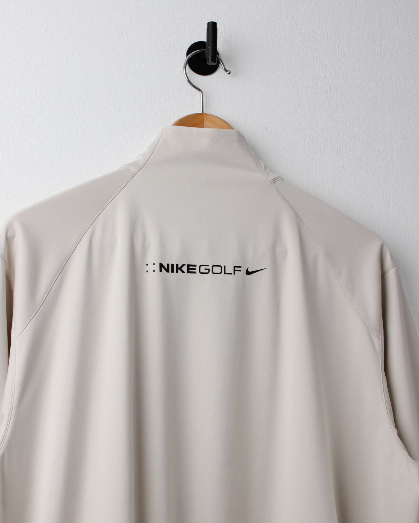 Modern Nike Cream Lightweight Short Sleeve Windbreaker (L)