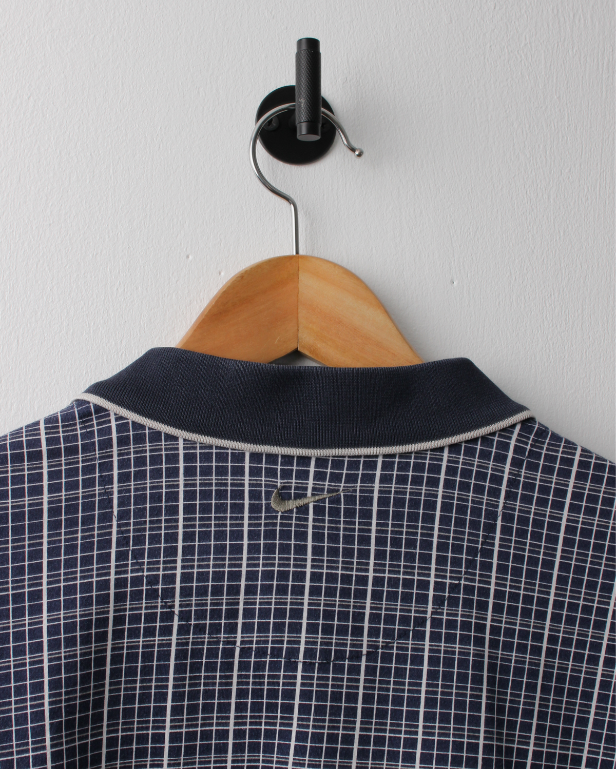 90s Nike Navy & White Geometric Polo (L)