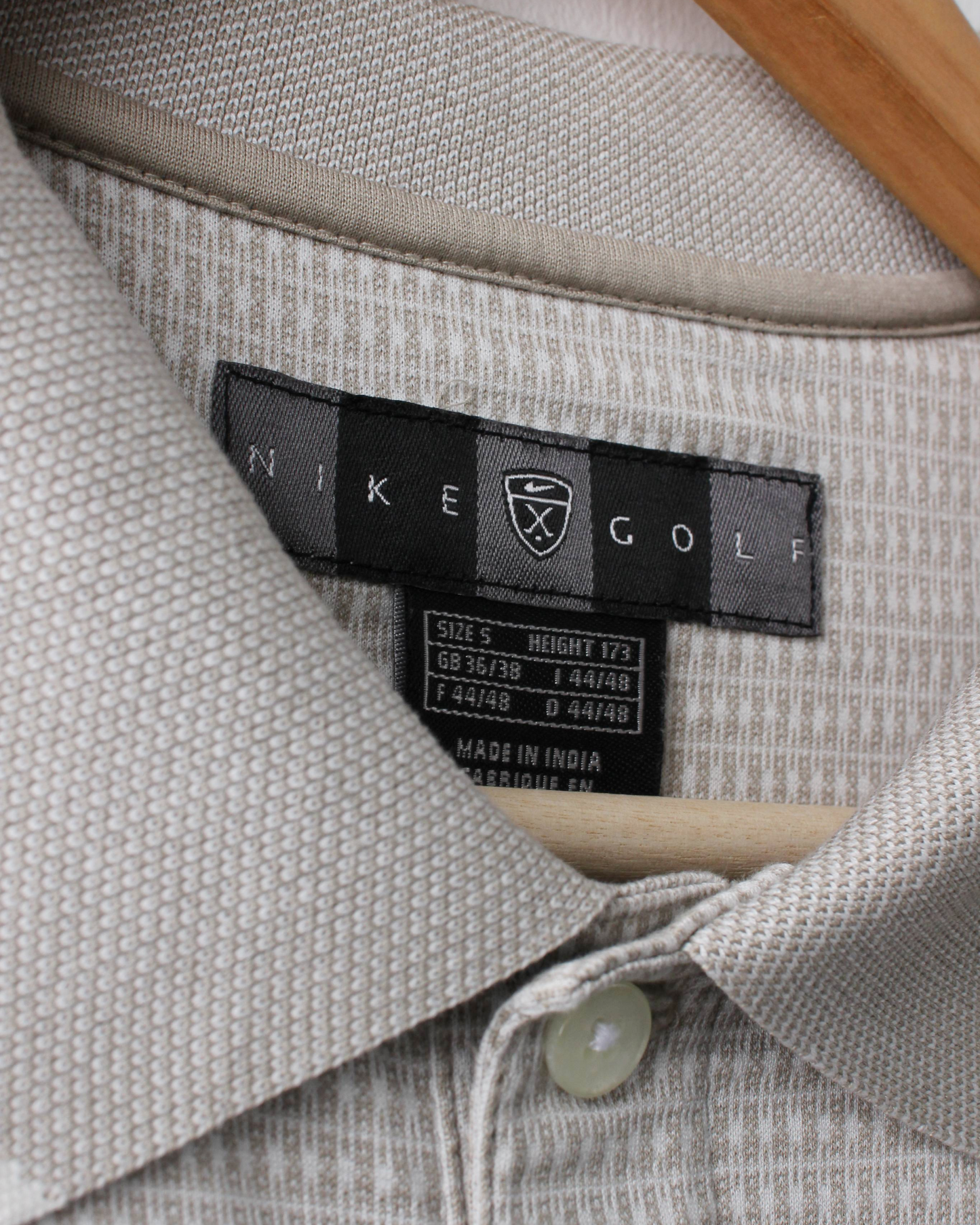 00s Nike Shield Logo Cream Geometric Pattern Polo (S)