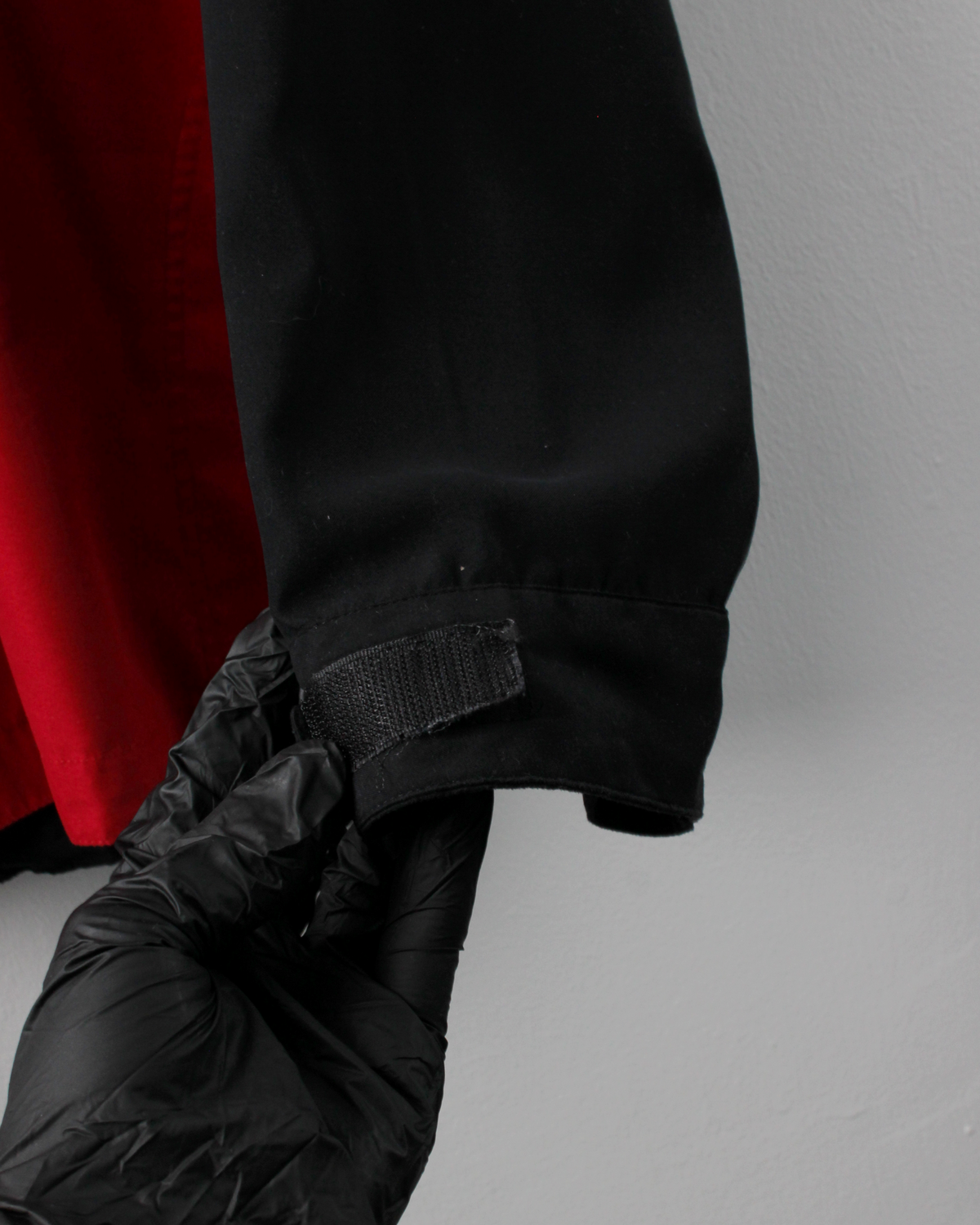 00s Wilson Deep Red & Black Half Zip Windbreaker (XL)