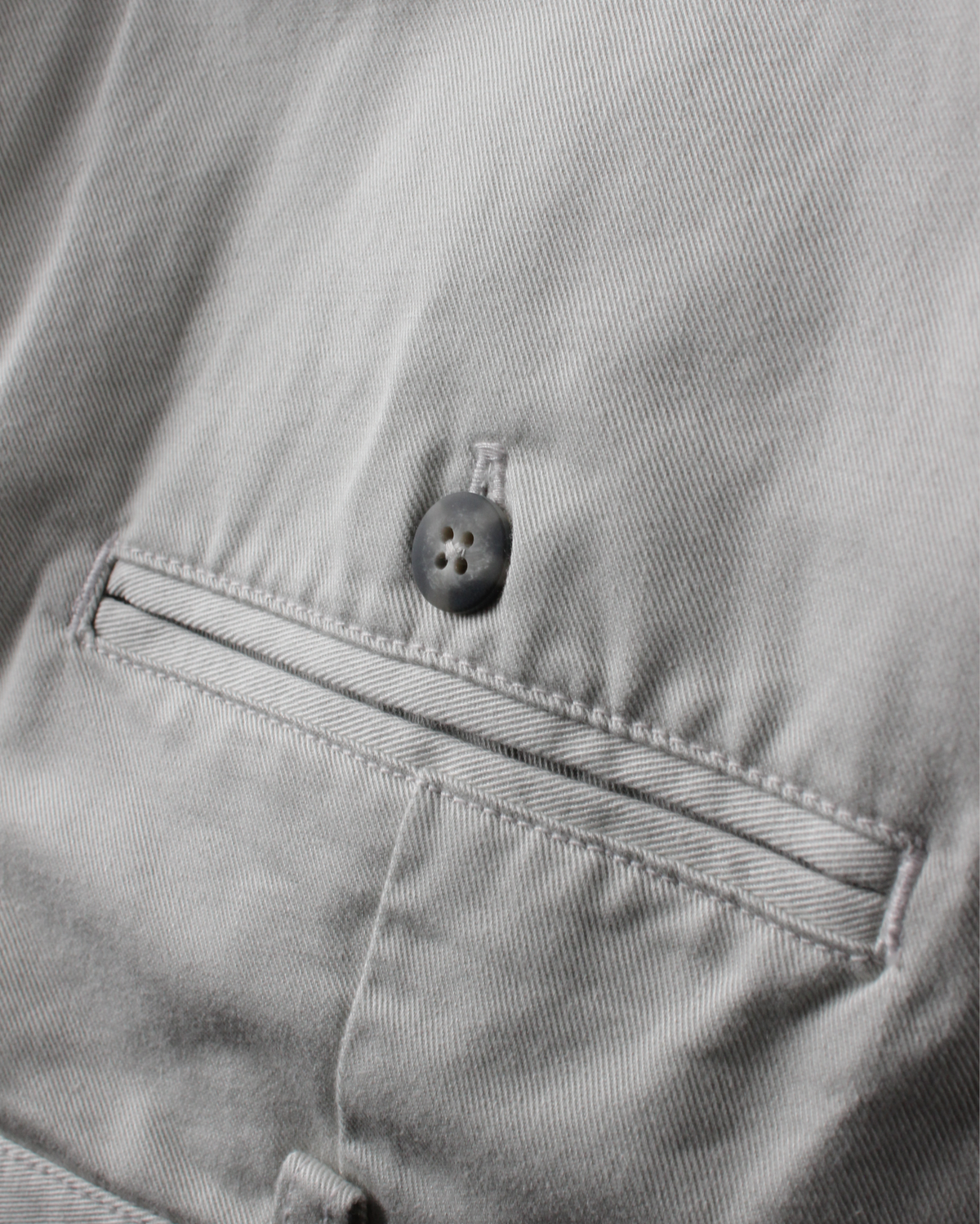 90s Nike Golf Cream Pleated Golf Trousers with Tags (30W 30L)
