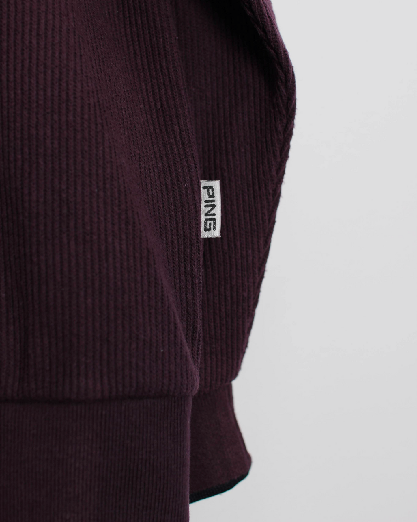 00s Ping Spellout Ribbed Burgundy Crewneck Sweatshirt (L)