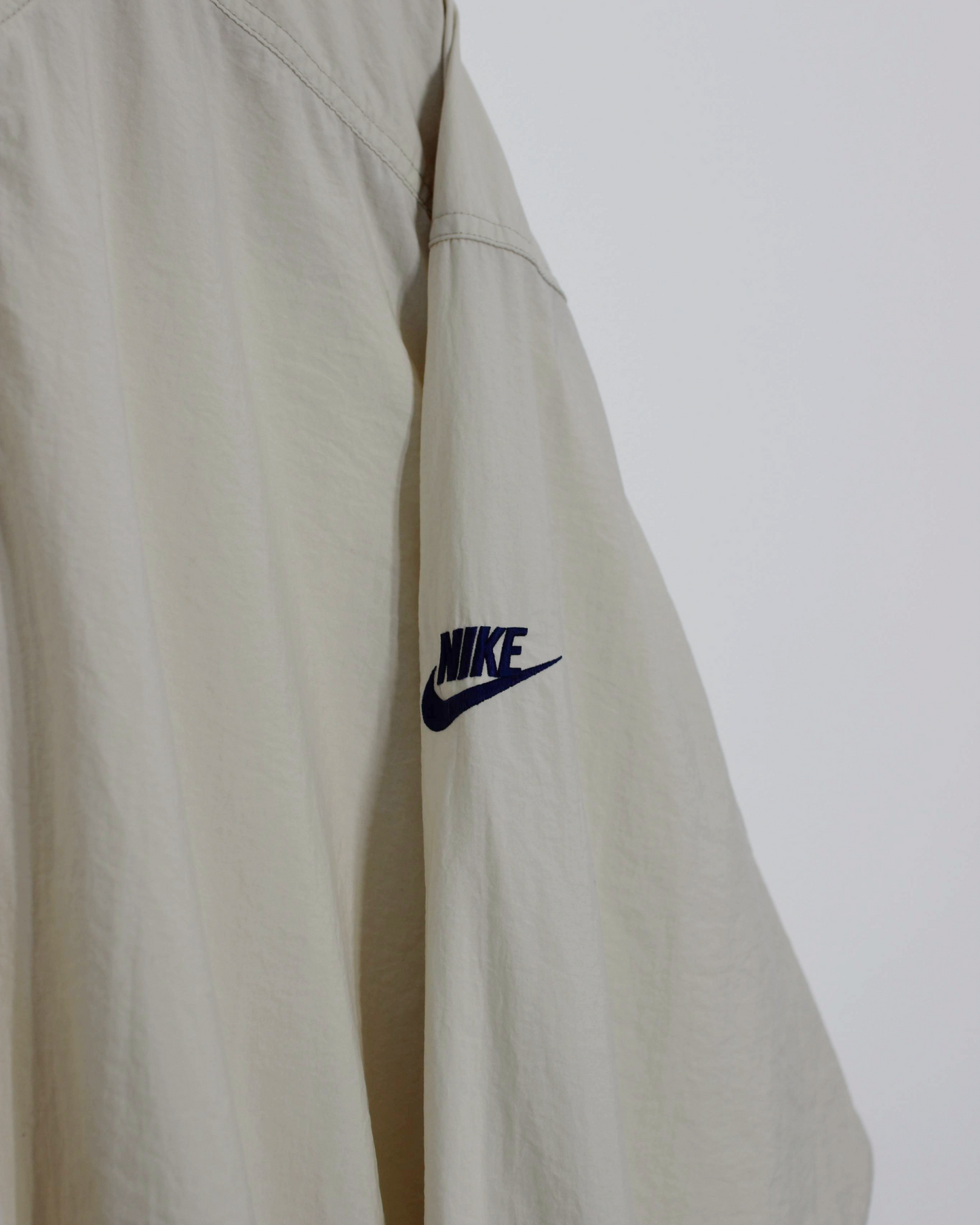 90s Nike Cream Buttoned Windbreaker (XL)