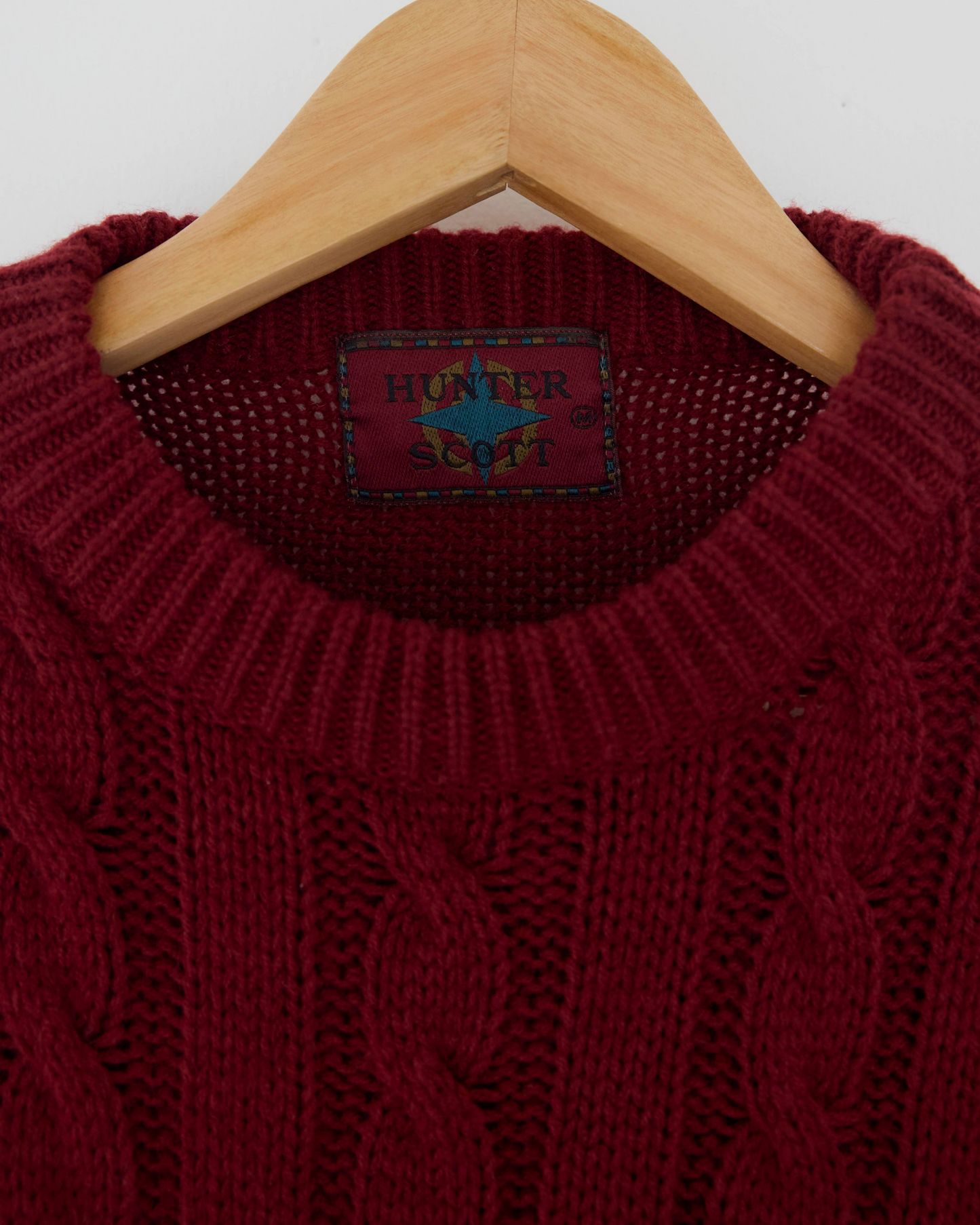 90s Hunter Scott Red Cable Knit (L)
