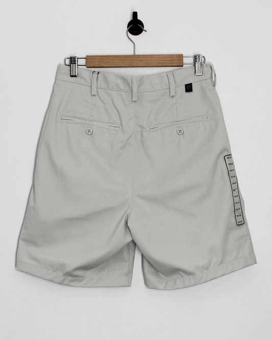 00s Nike Pleated Cream Shorts with Tags (30W, Small)