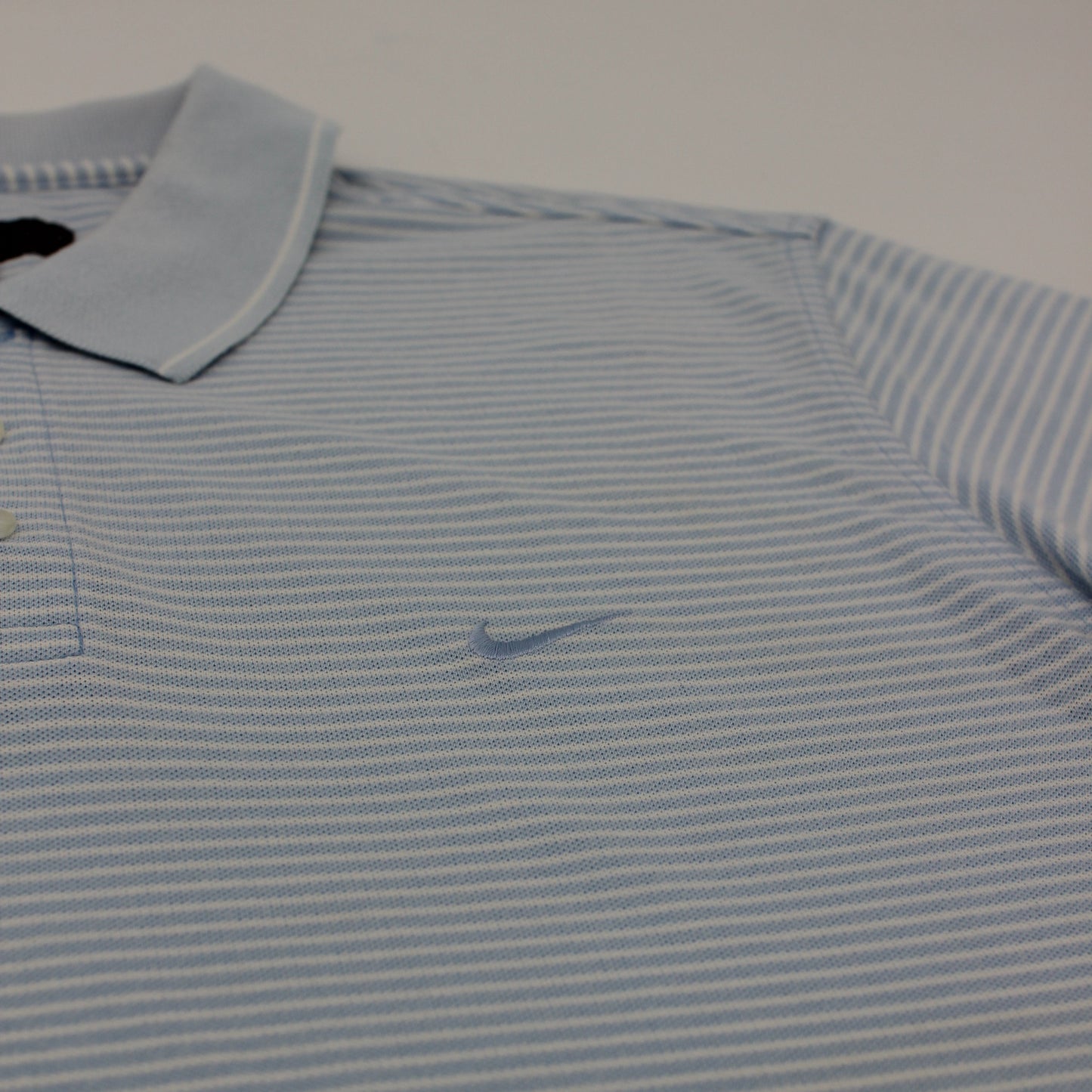 Nike Golf Light Blue/White Striped Polo-Shirt (M)
