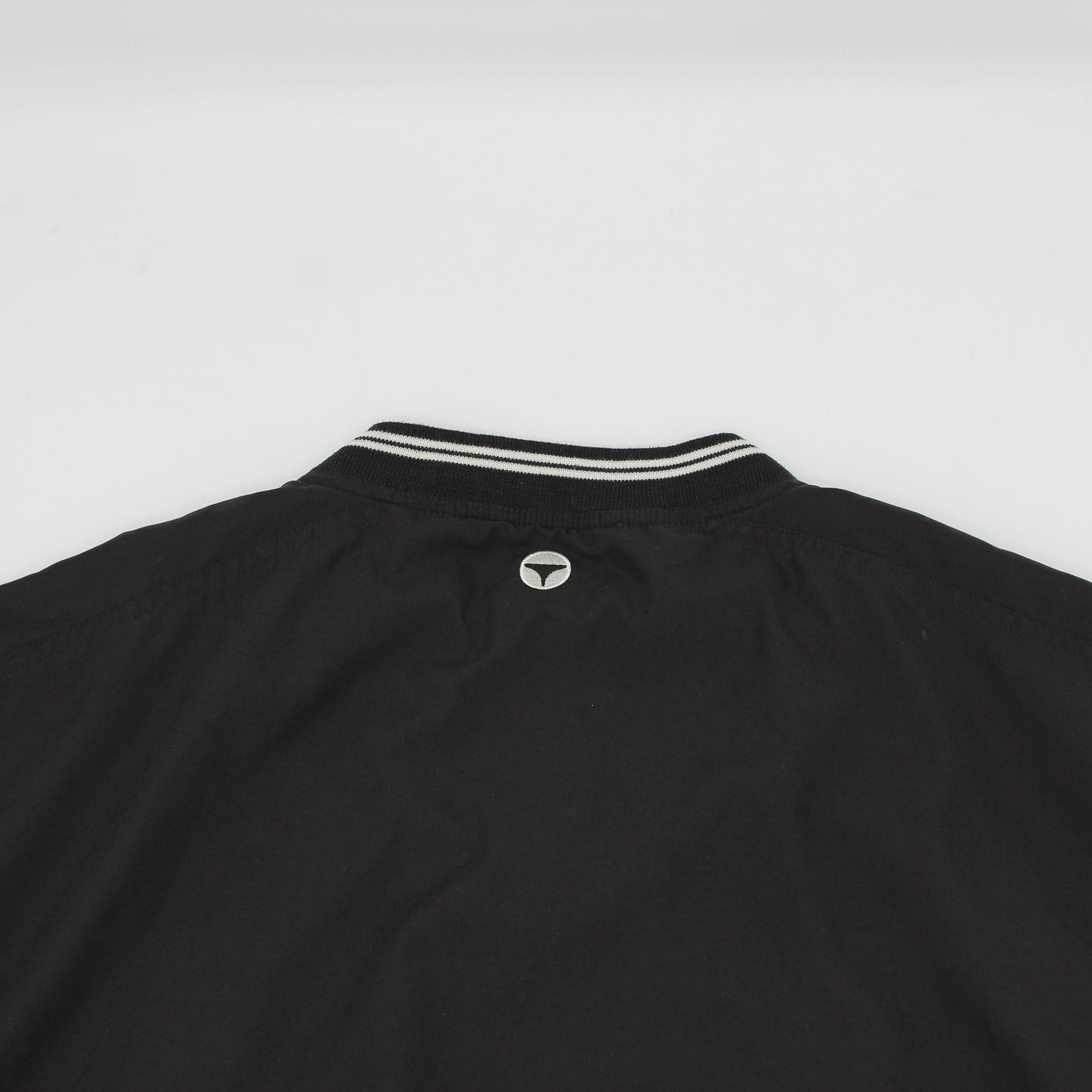 TaylorMade Black/White Windbreaker (XL)