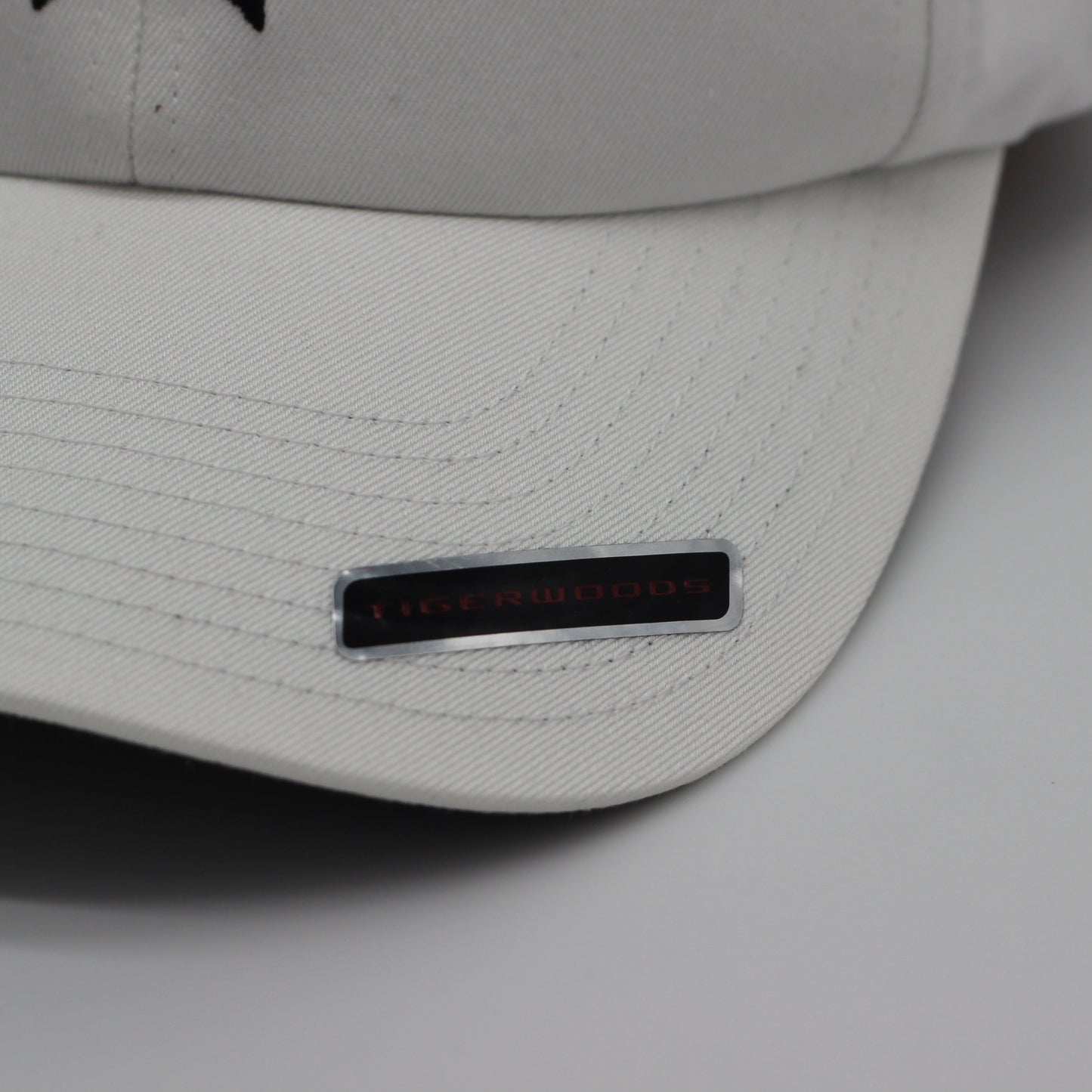 Nike Tiger Woods White Cap w/Tags