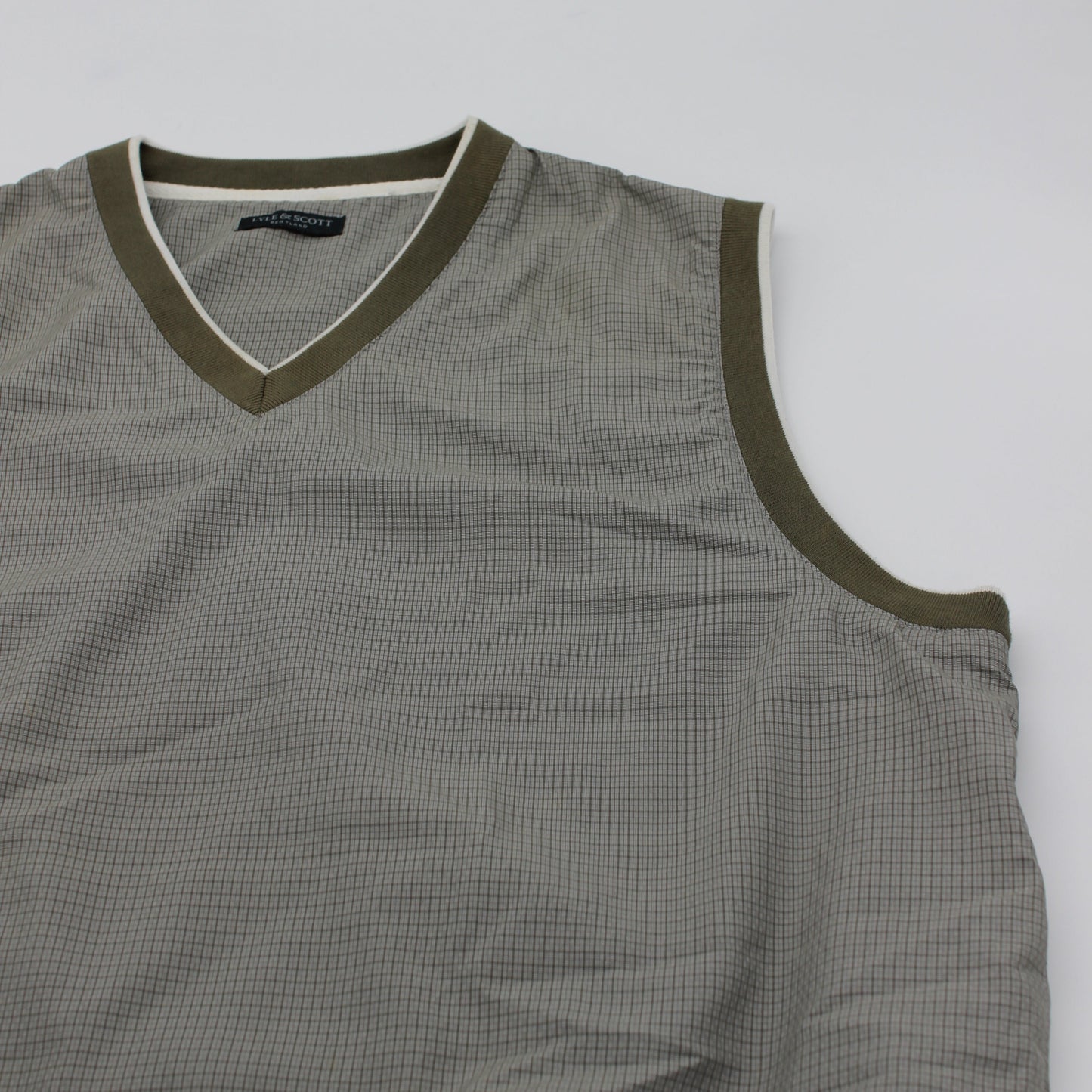Lyle & Scott Khaki Chequered Golf Vest (XL)
