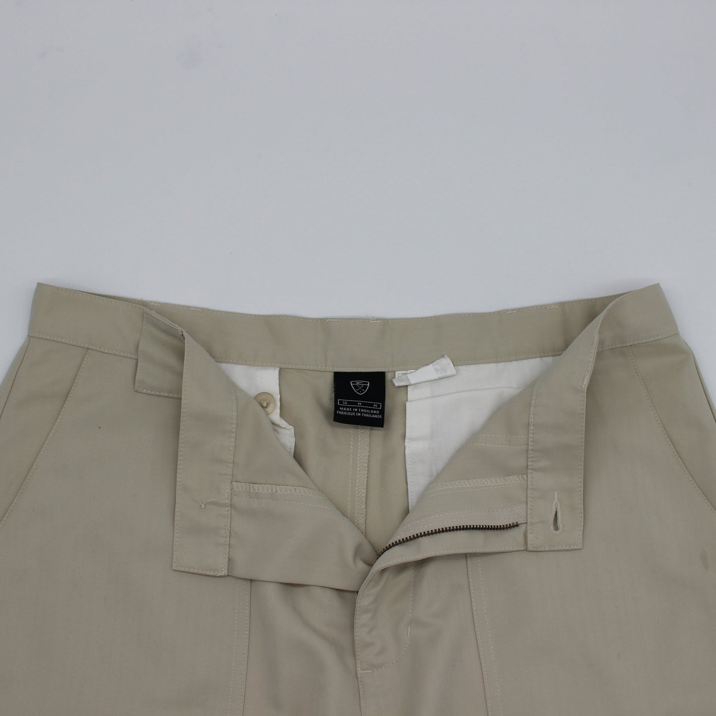 Nike Beige Golf Shorts (M, 34W)