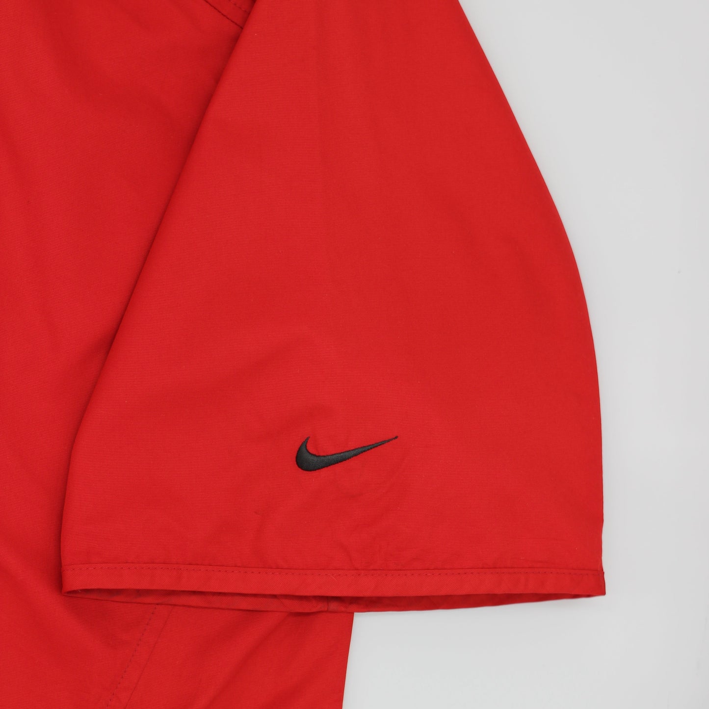 Nike Red Short Sleeved Windbreaker (XL)