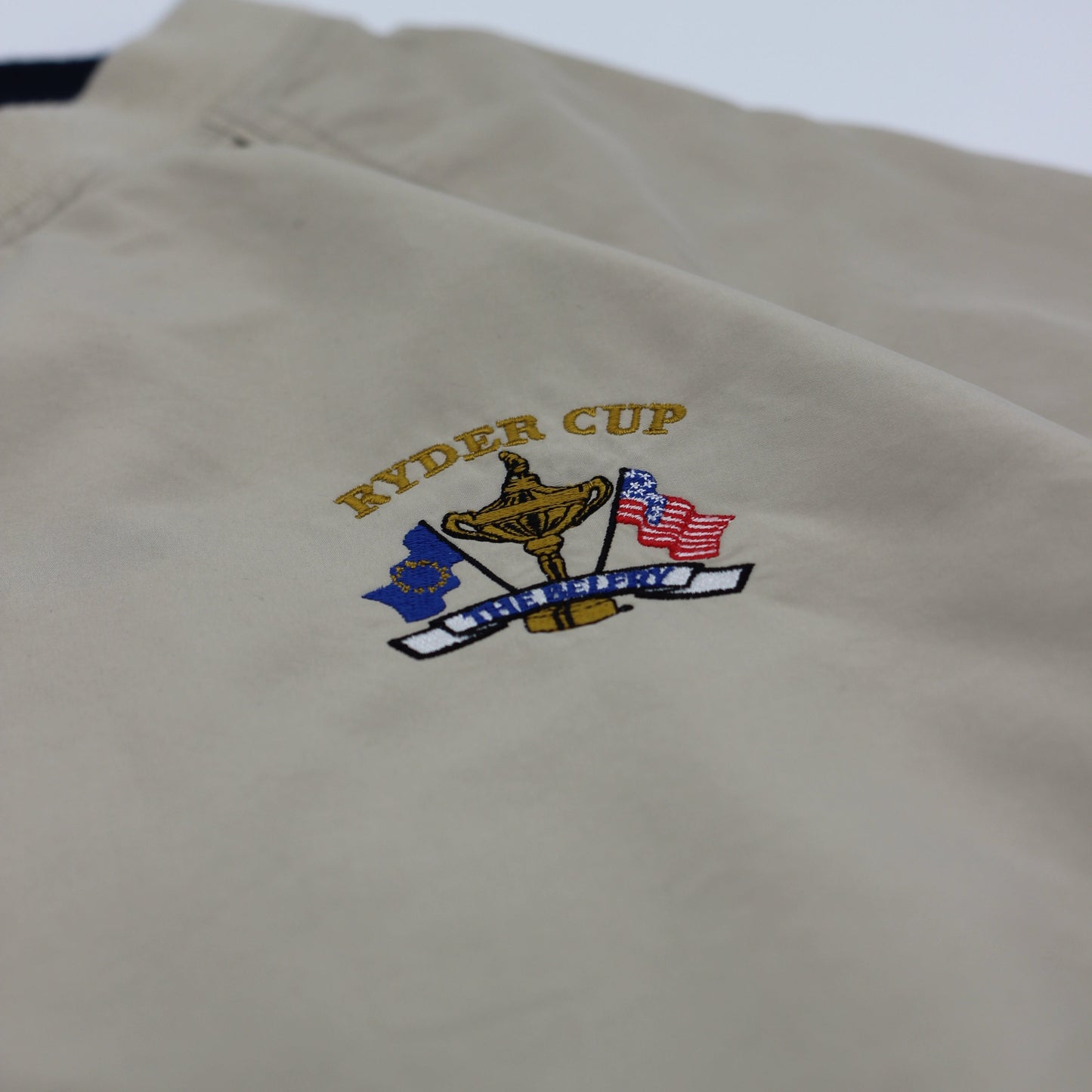 2001 Ryder Cup Greg Norman Beige Windbreaker (L)