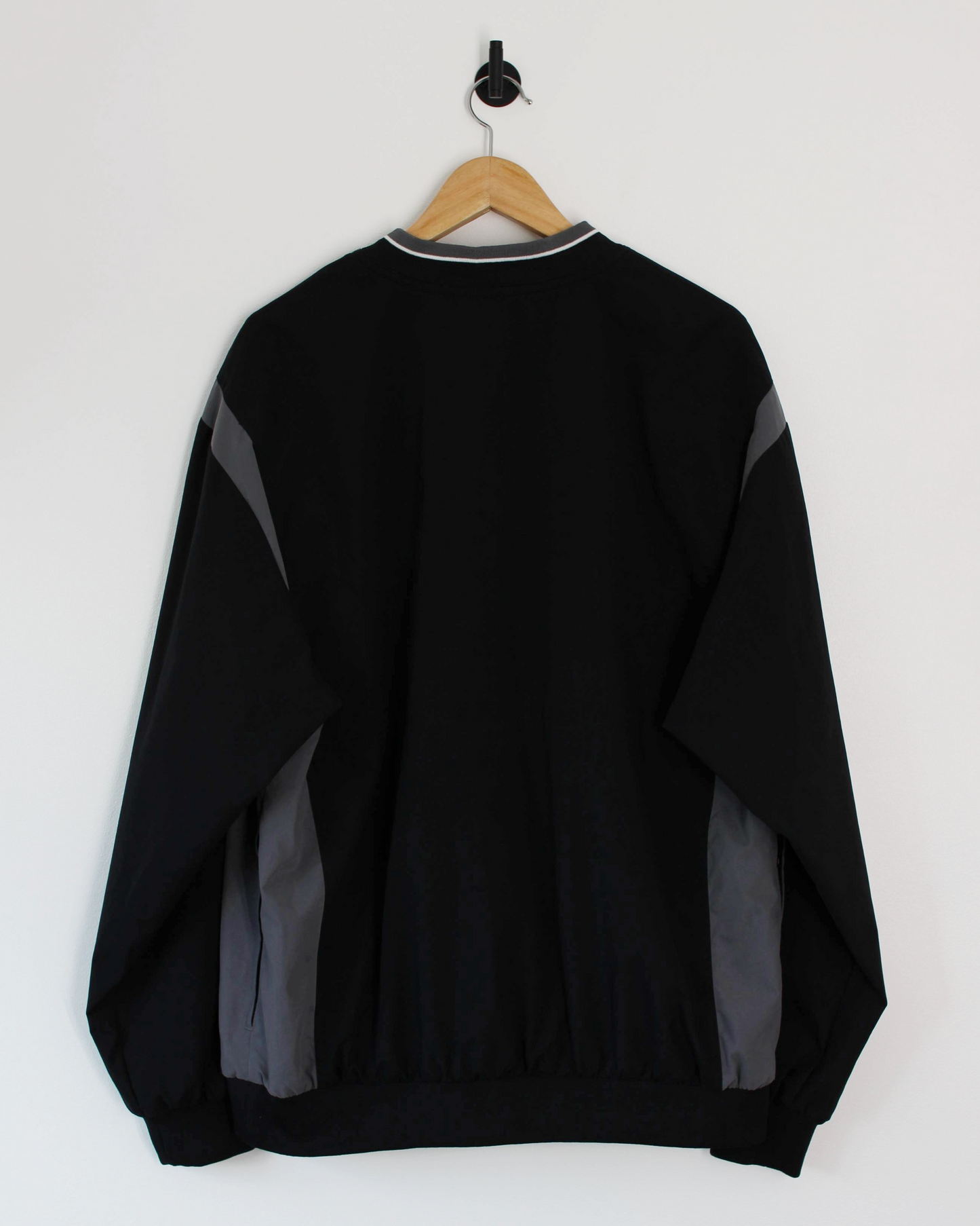 00s Nike Black/Grey V-Neck Windbreaker (L)
