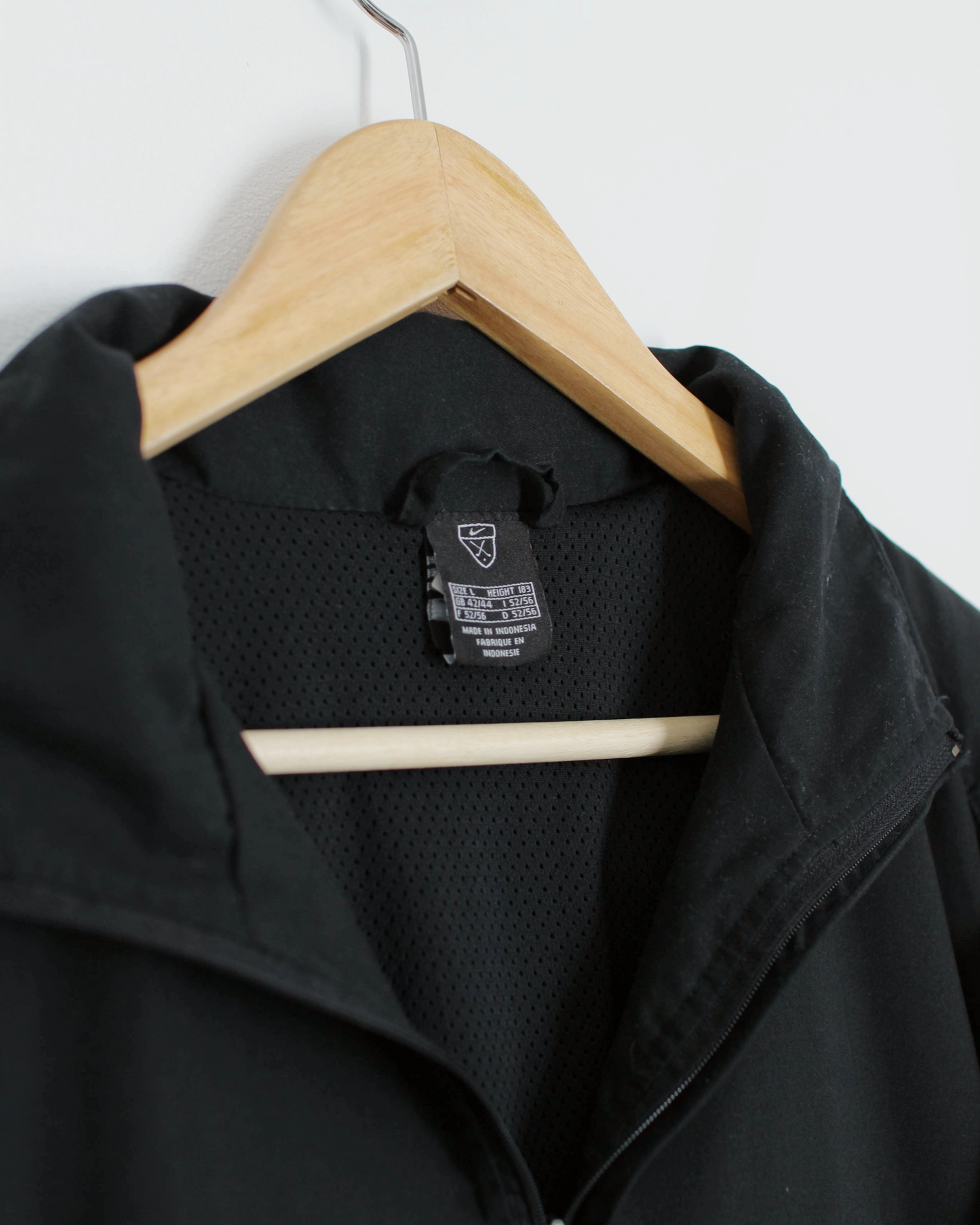 00s Nike Black Short Sleeve Windbreaker (L)
