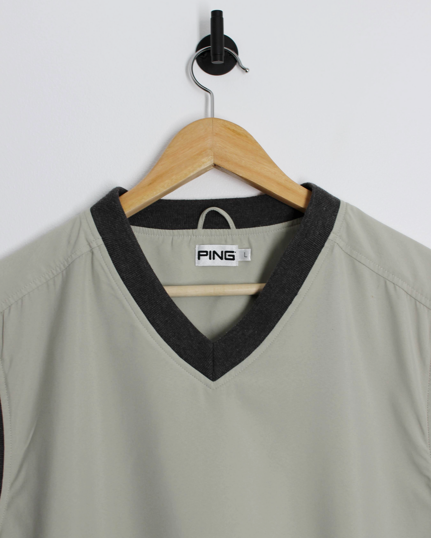 00s Ping Beige/Grey V-Neck Golf Vest (L)