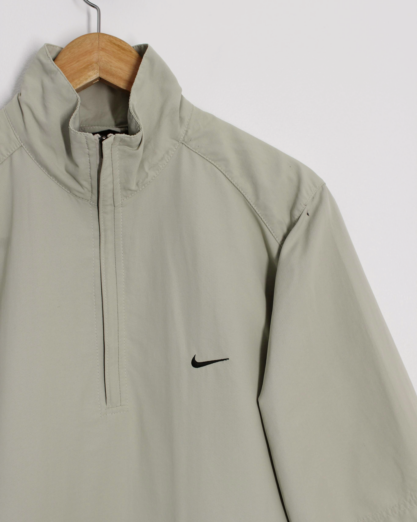 00s Nike Cream Short Sleeved Windbreaker (S)