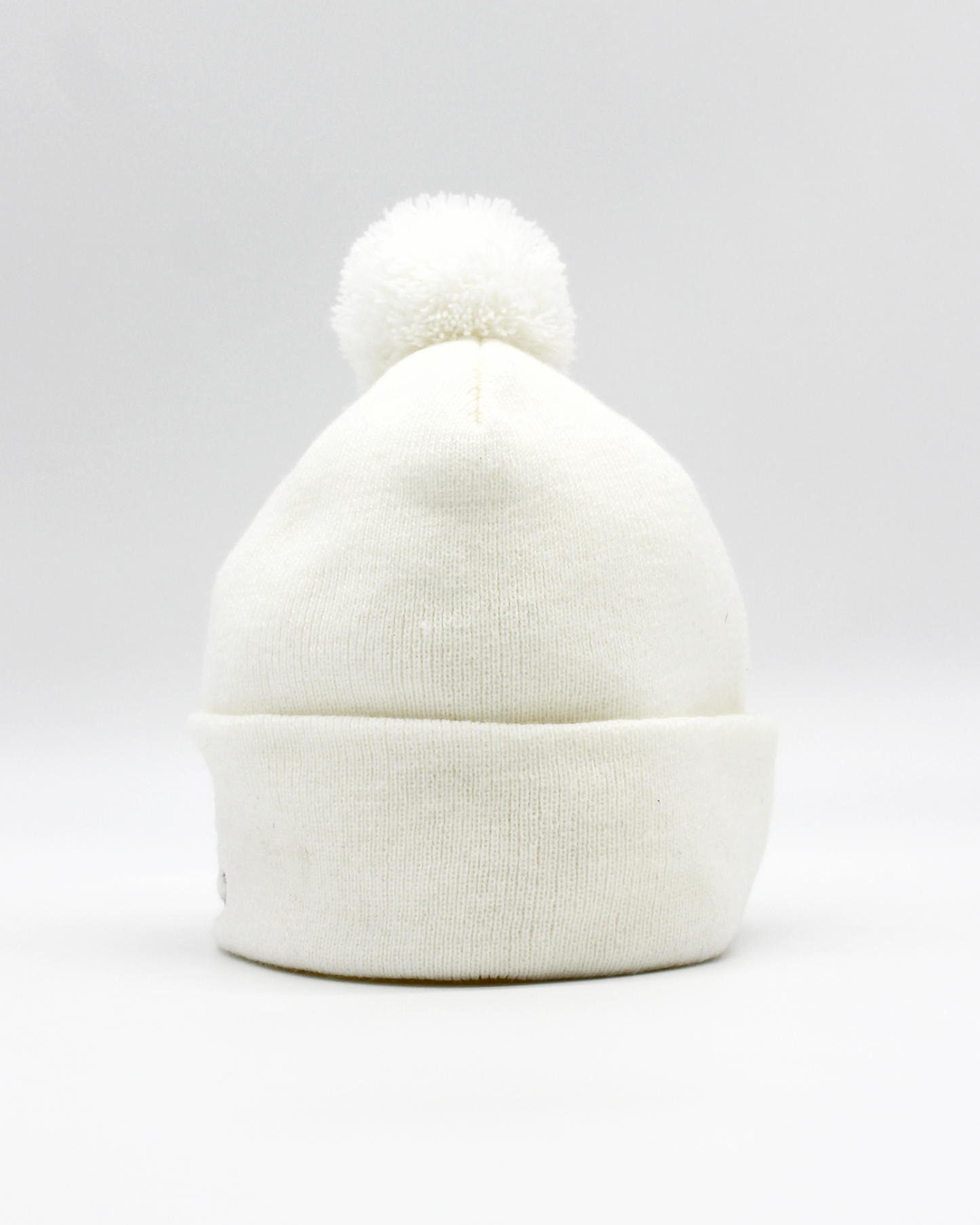 00s Old Course St Andrews White Bobble Beanie Hat