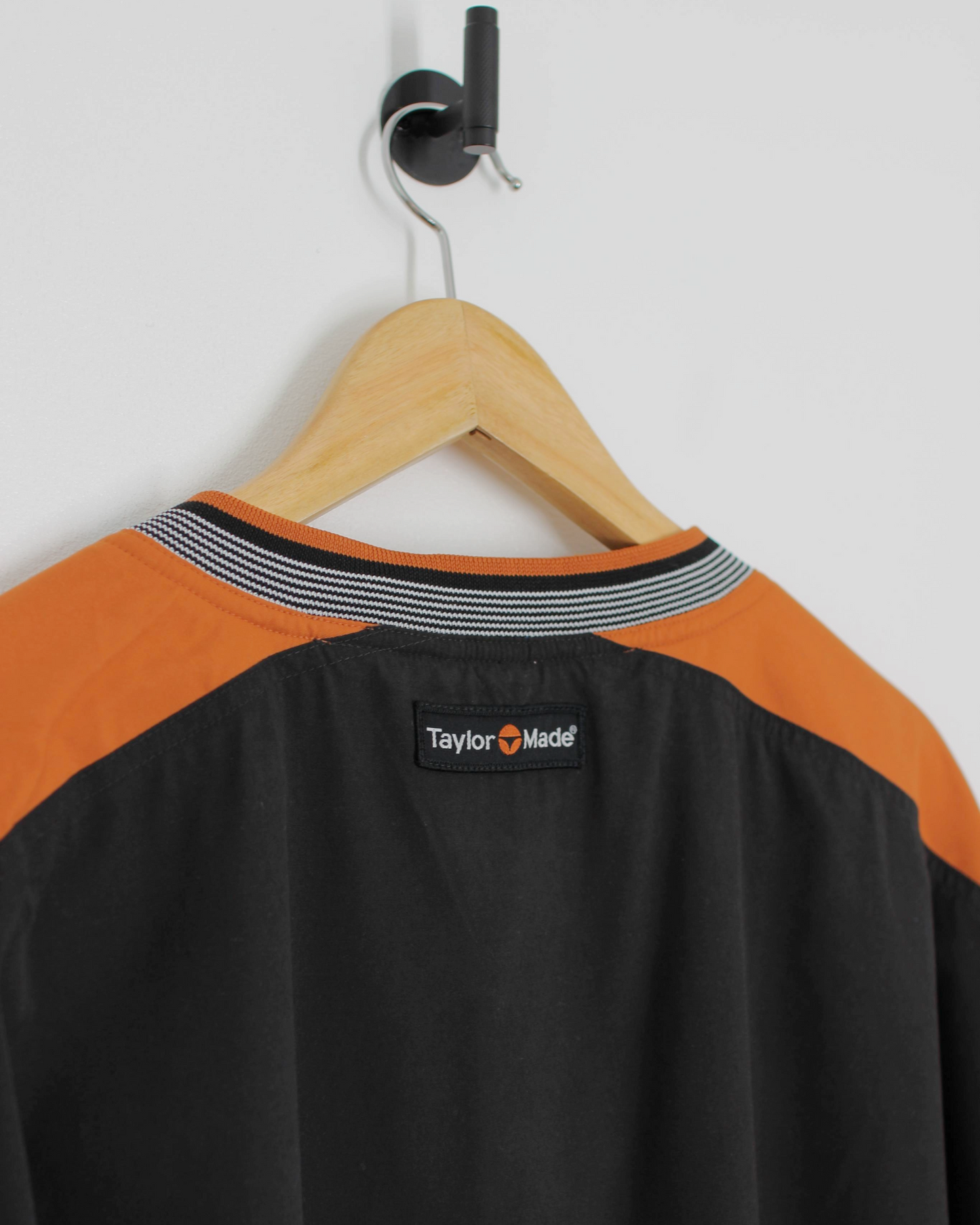 90s TaylorMade Black/Orange V-Neck Windbreaker (L)