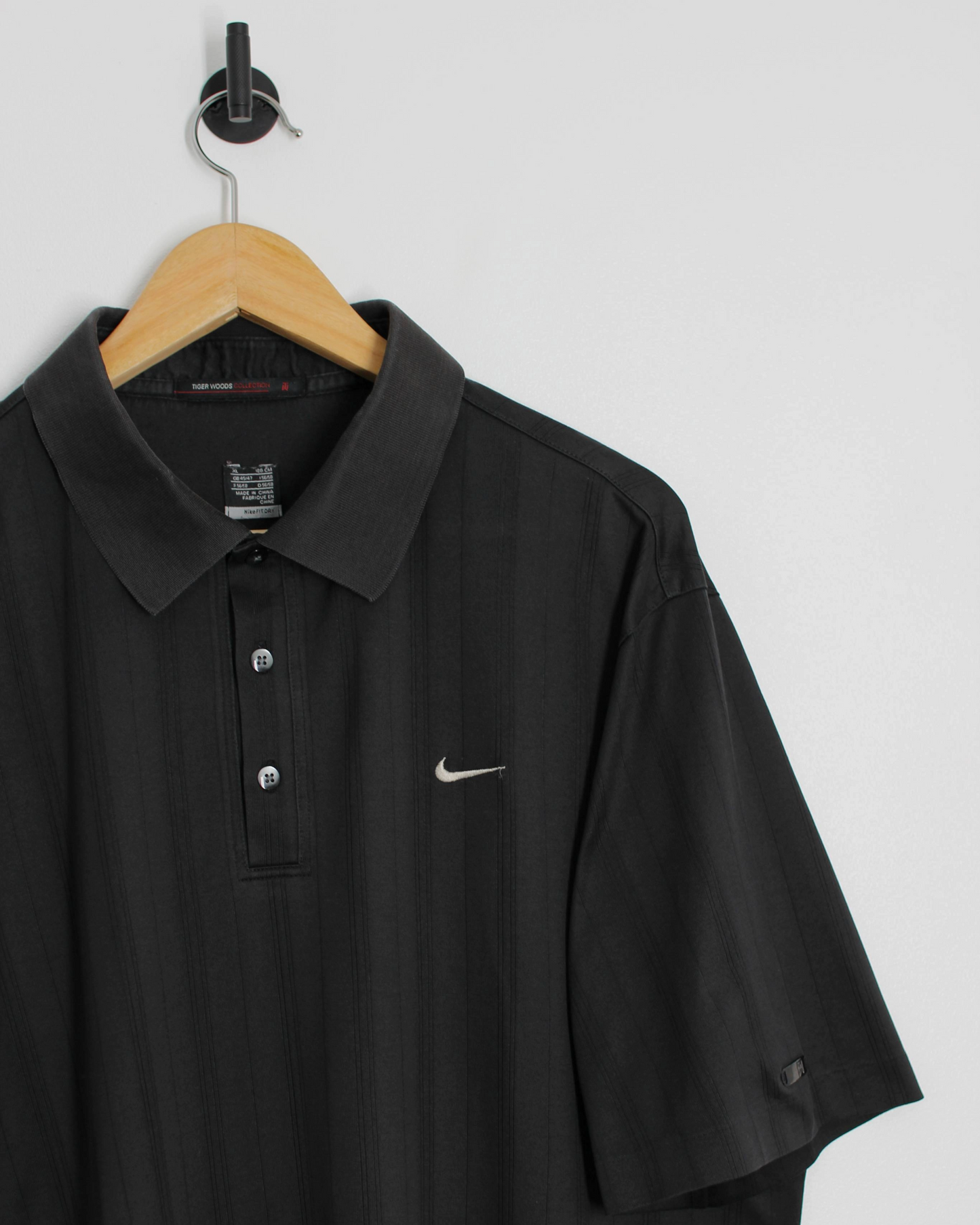 00s Nike Tiger Woods Black Polo-Shirt (XL)