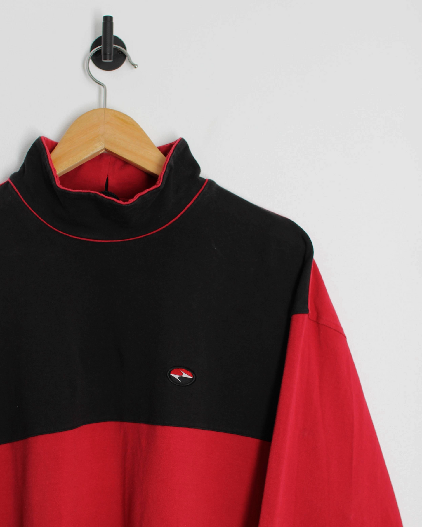 90s Tiger Woods Yin Yang Long Sleeve Mock Neck Golf Top (XL)