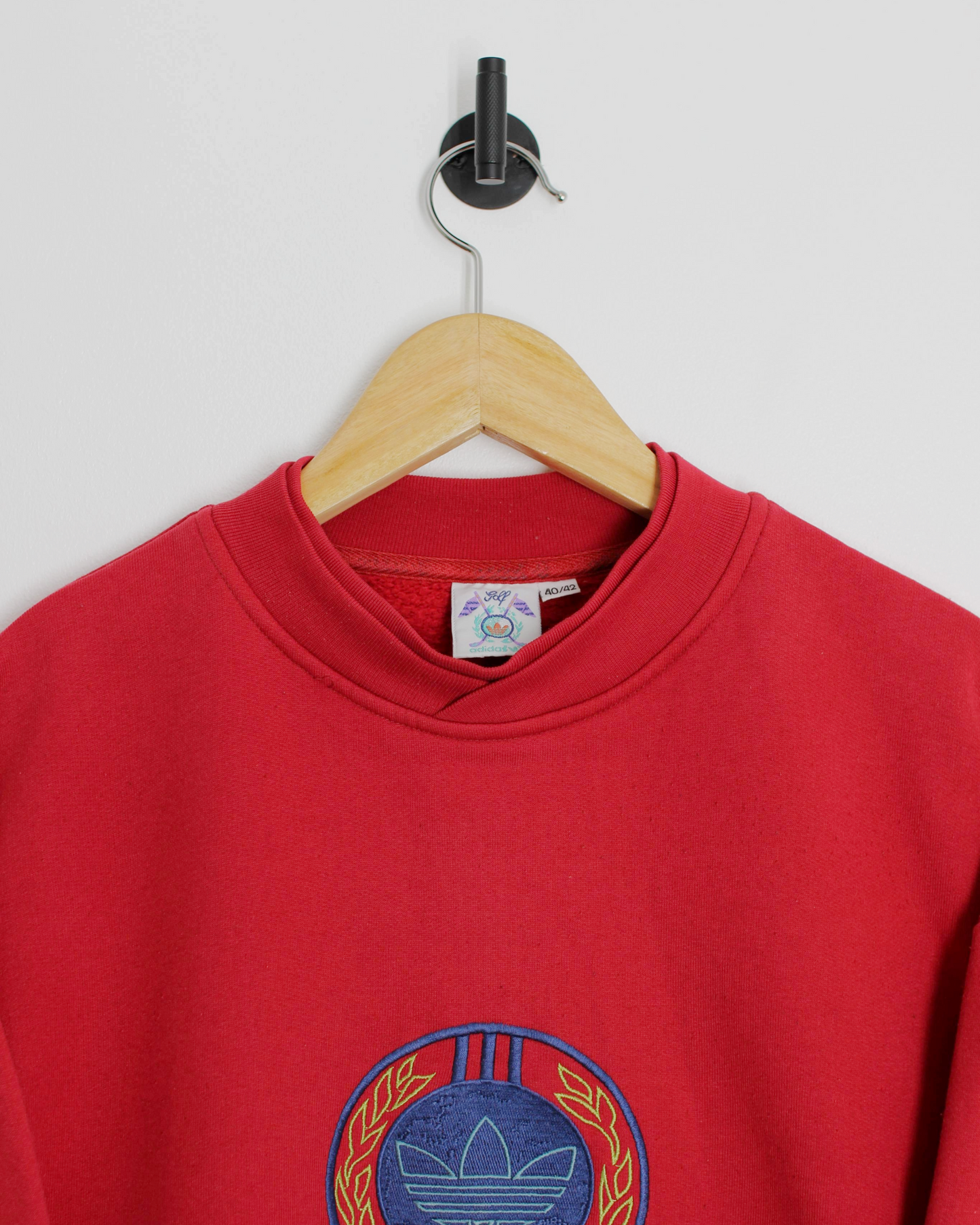90s Adidas Red Crewneck Sweatshirt (M)