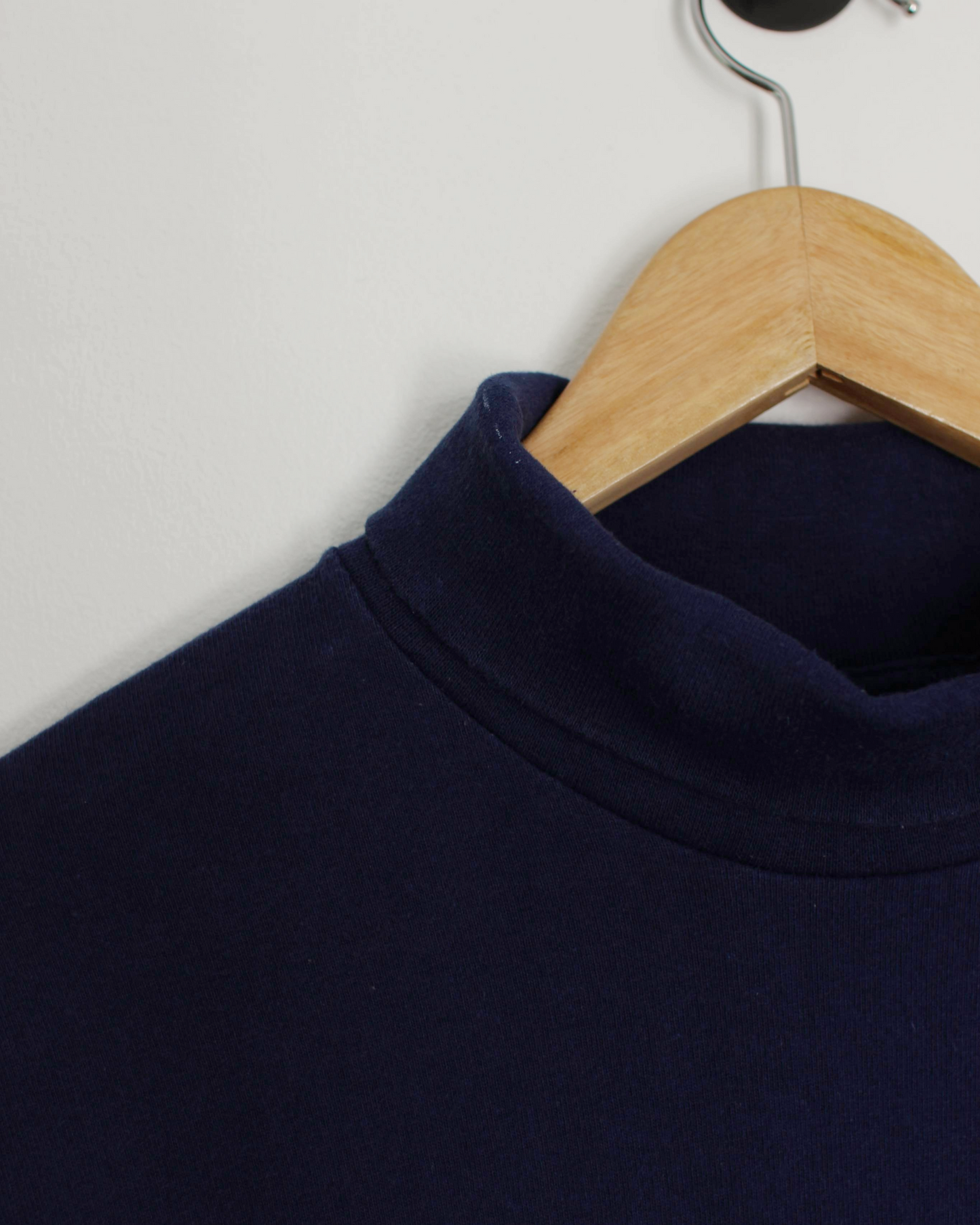 90s Nike Deep Blue Turtle Neck (L)