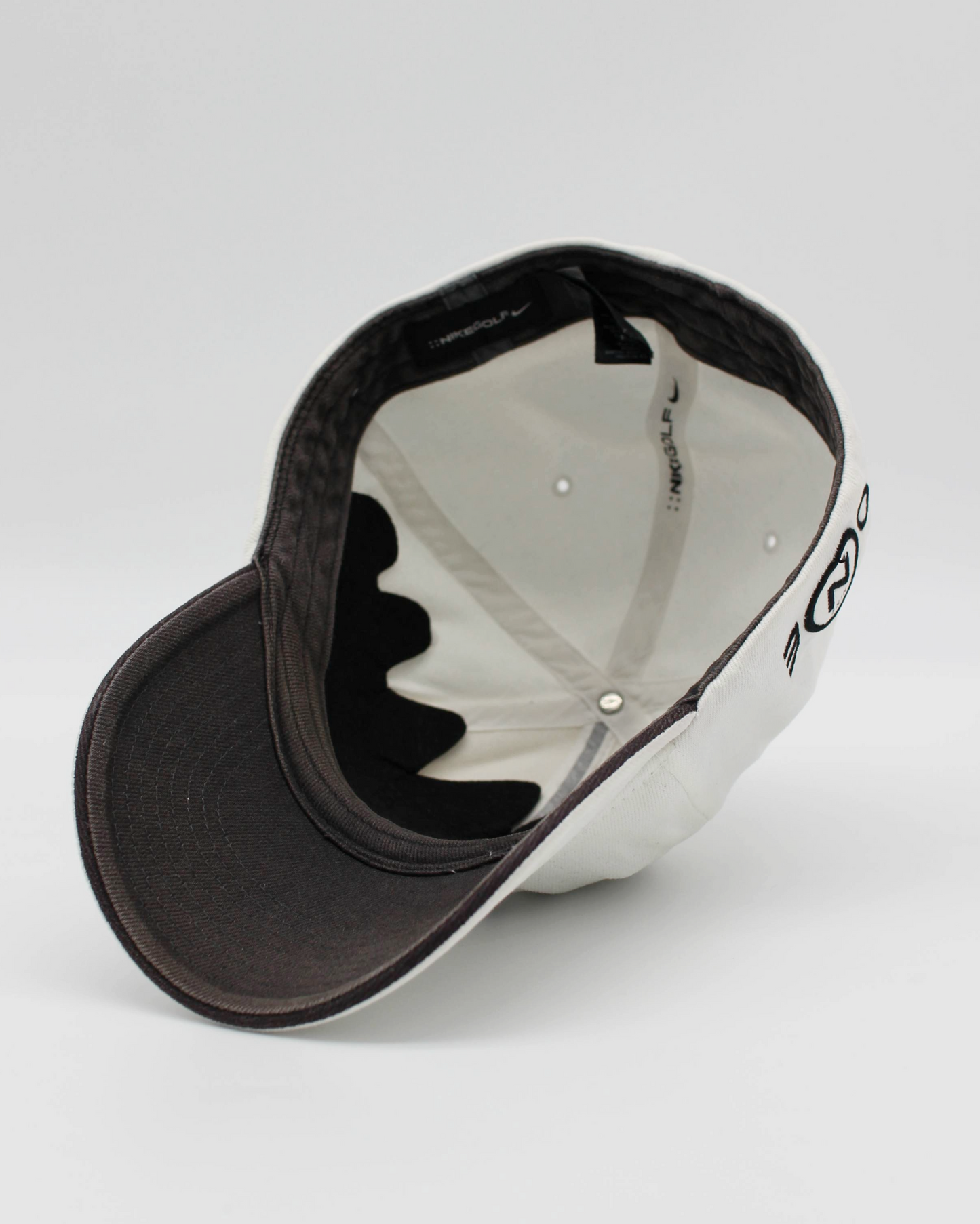 00s Nike One Tiger Woods White Cap (L)