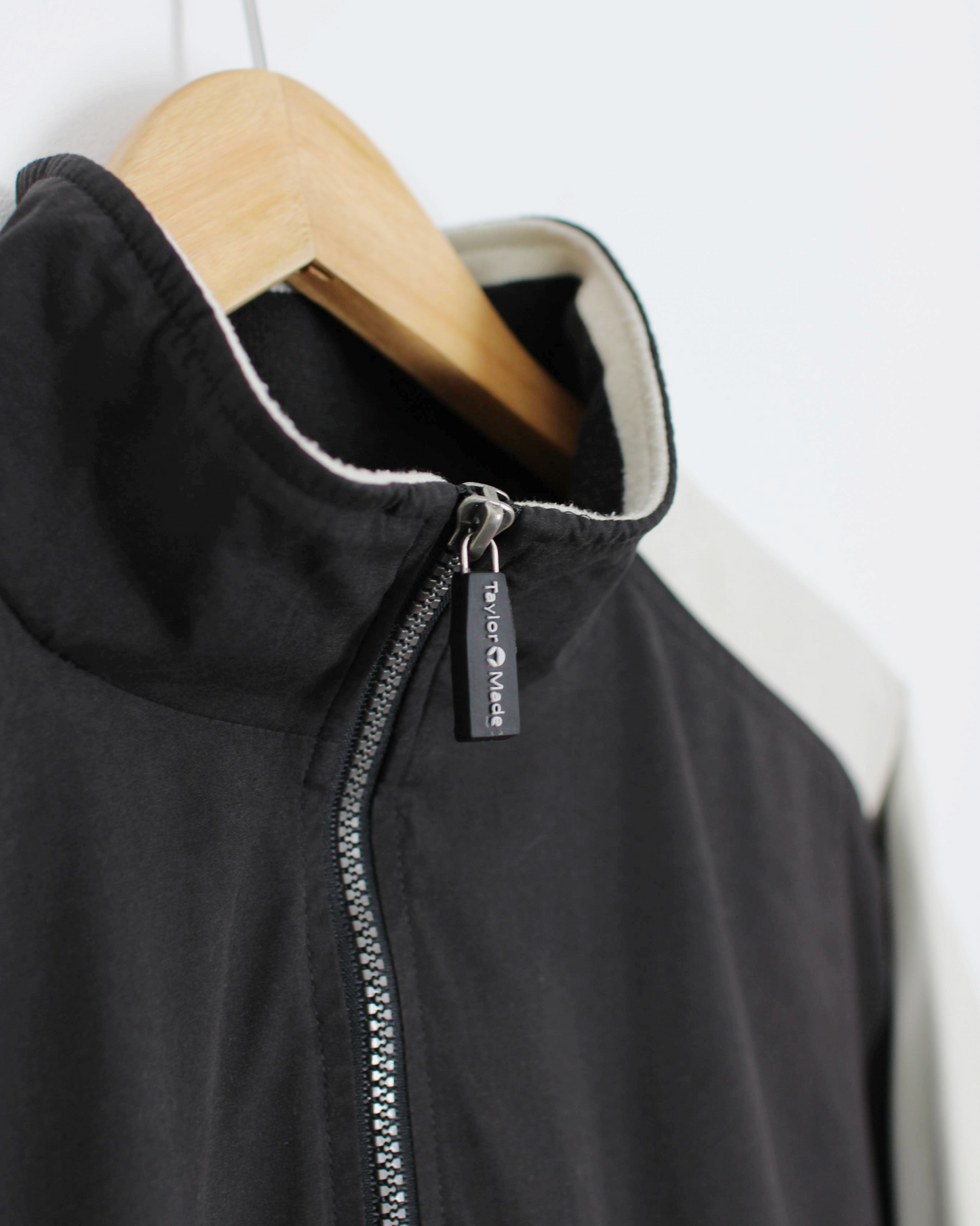 90s TaylorMade Black/White Quarter Zip Jacket (L)