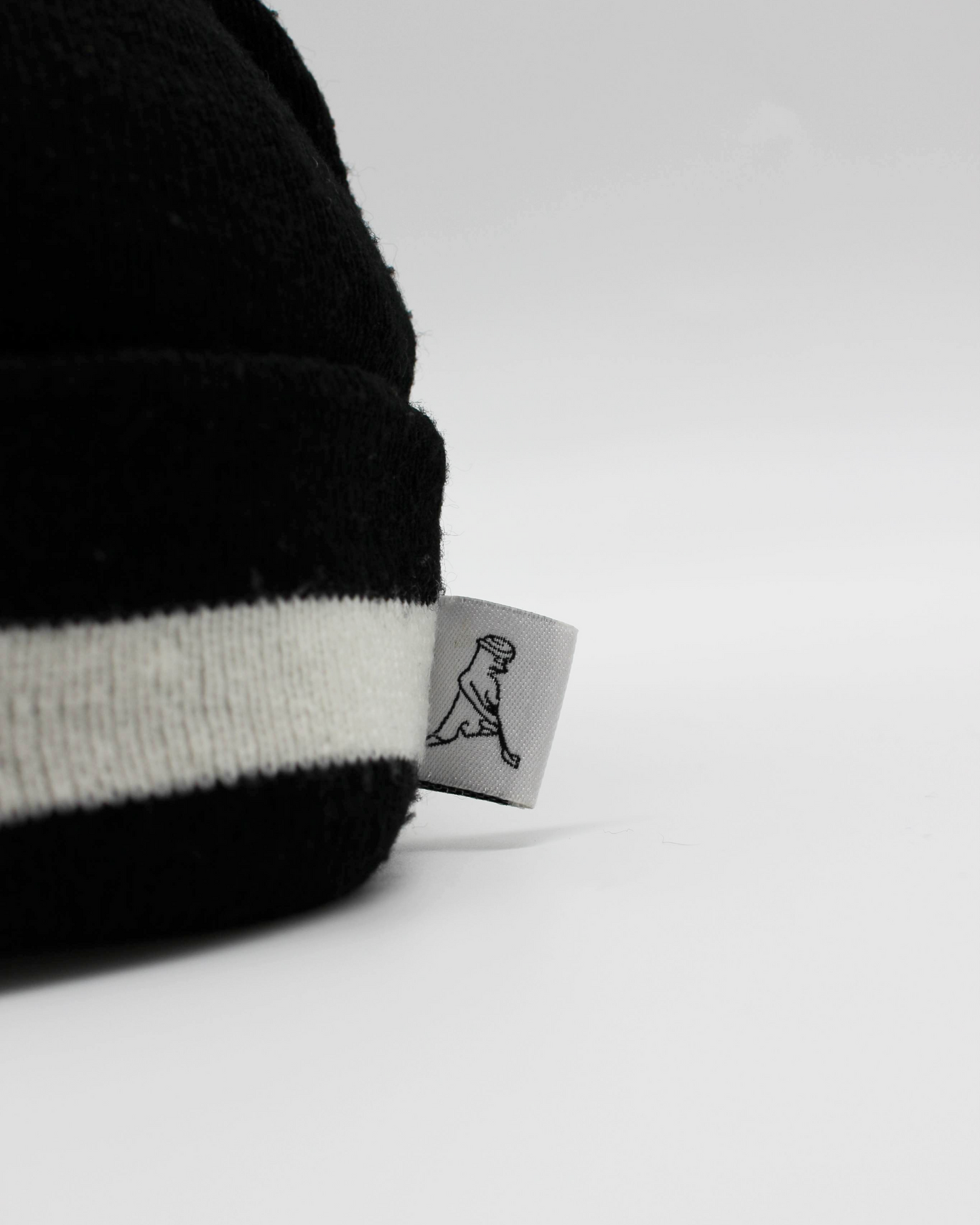 00s Ping Black/White Beanie Hat