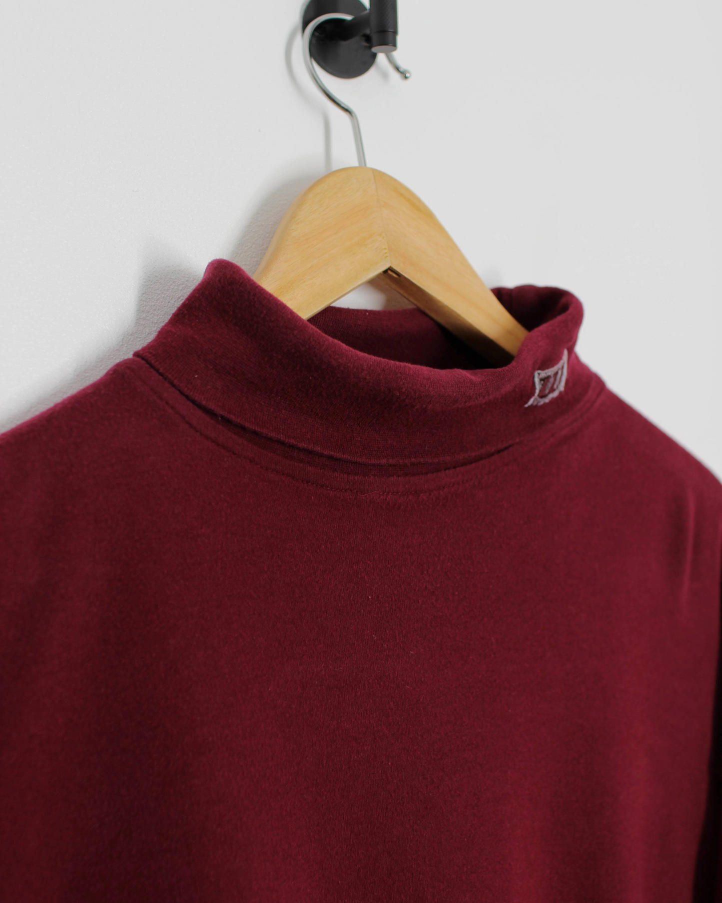 00s Wilson ‘Deep Red’ Turtle Neck Long Sleeve Golf Shirt (XL)