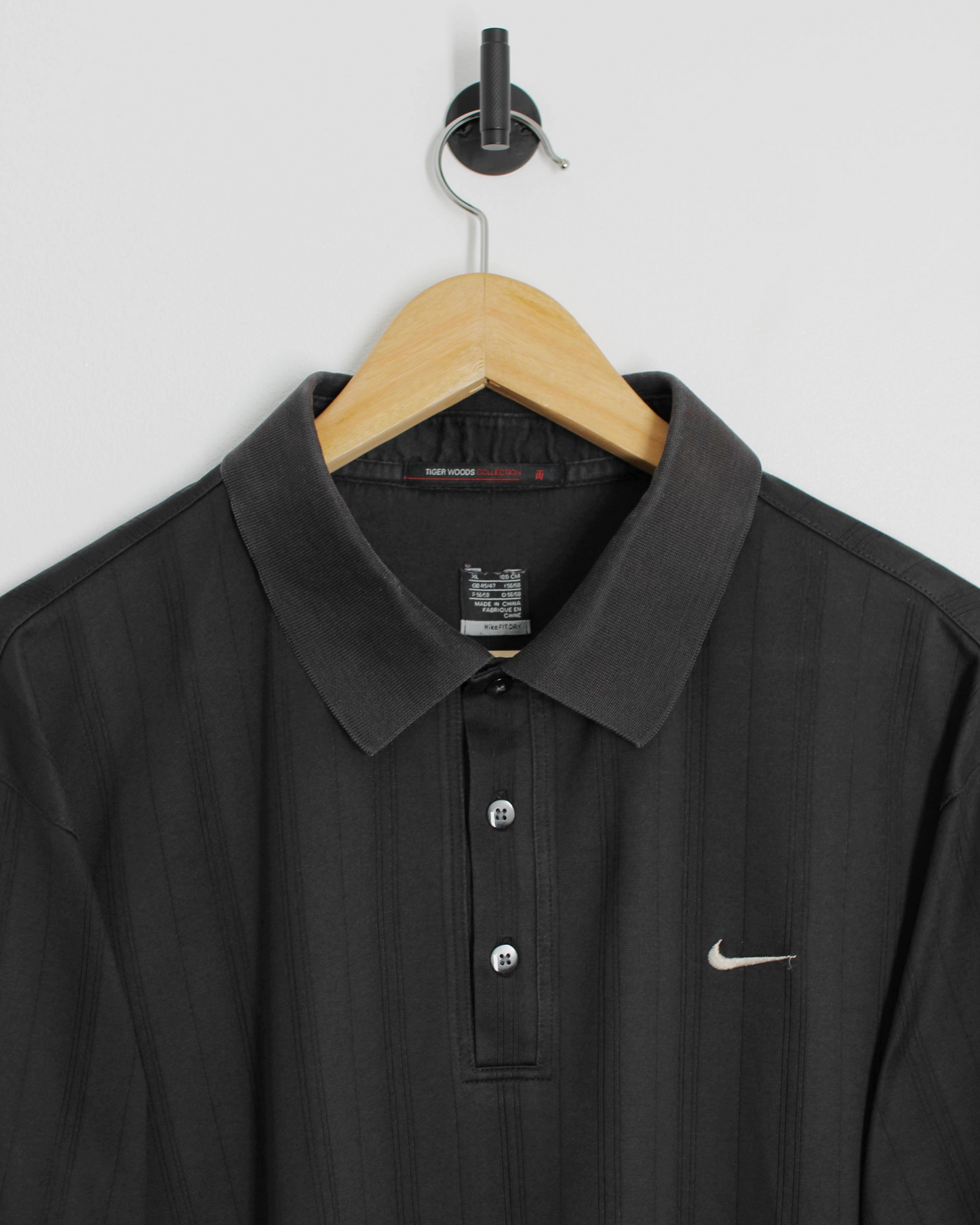 00s Nike Tiger Woods Black Polo-Shirt (XL)