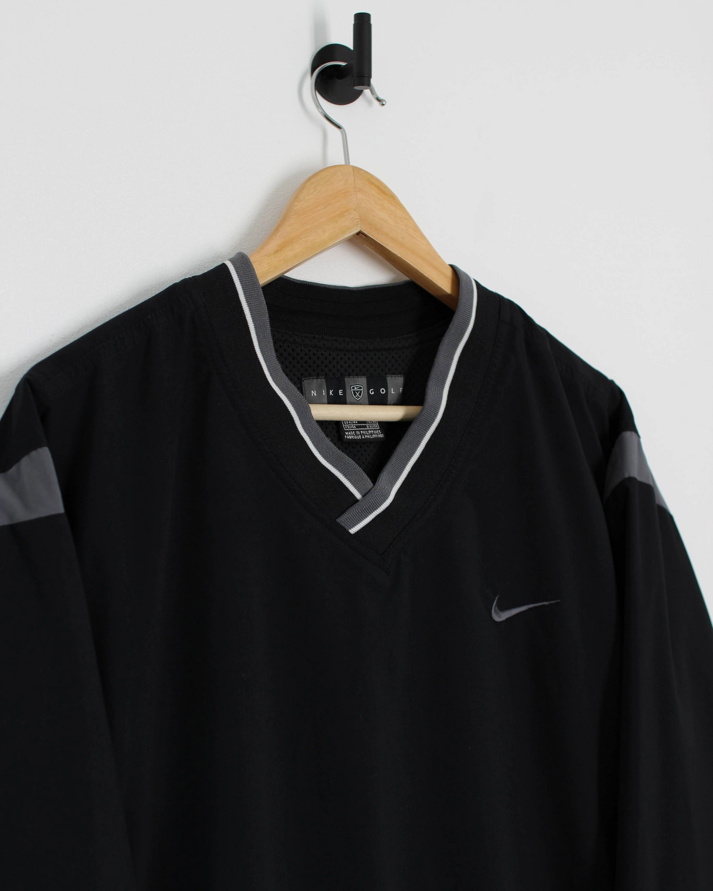 00s Nike Black/Grey V-Neck Windbreaker (L)