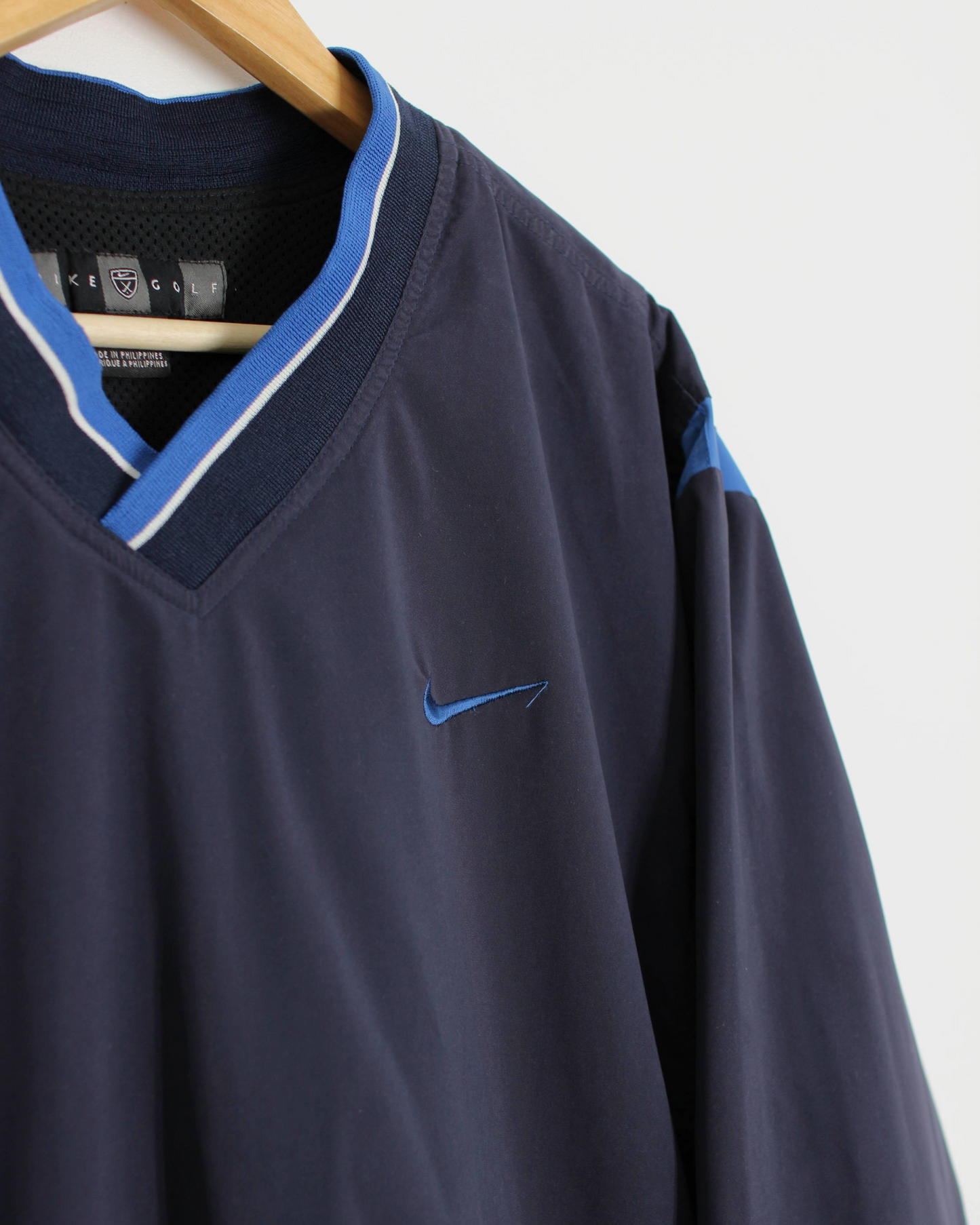 00s Nike Navy/Blue V-Neck Windbreaker (L)