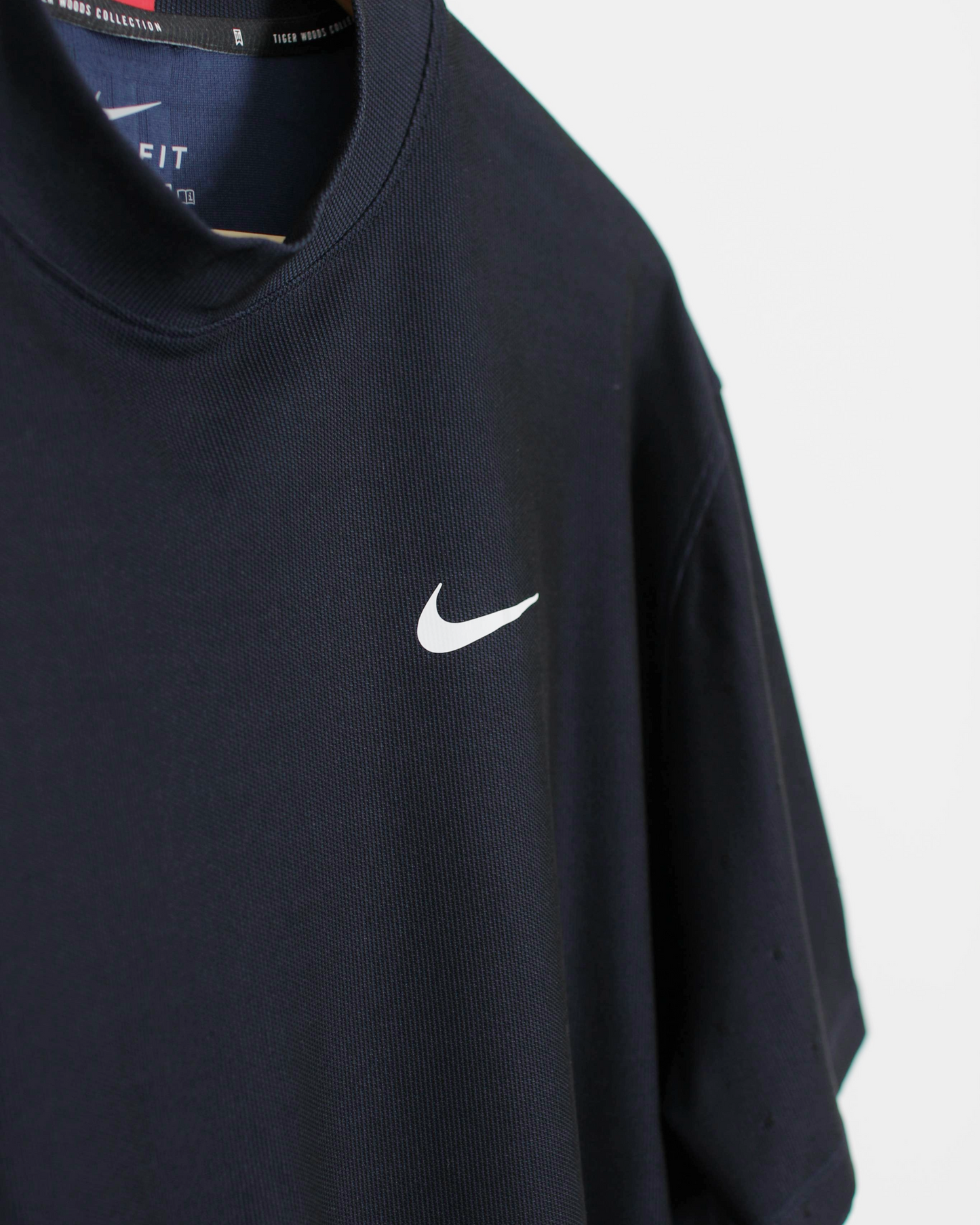 Modern Nike Tiger Woods Mock Navy Neck Golf Shirt (L)