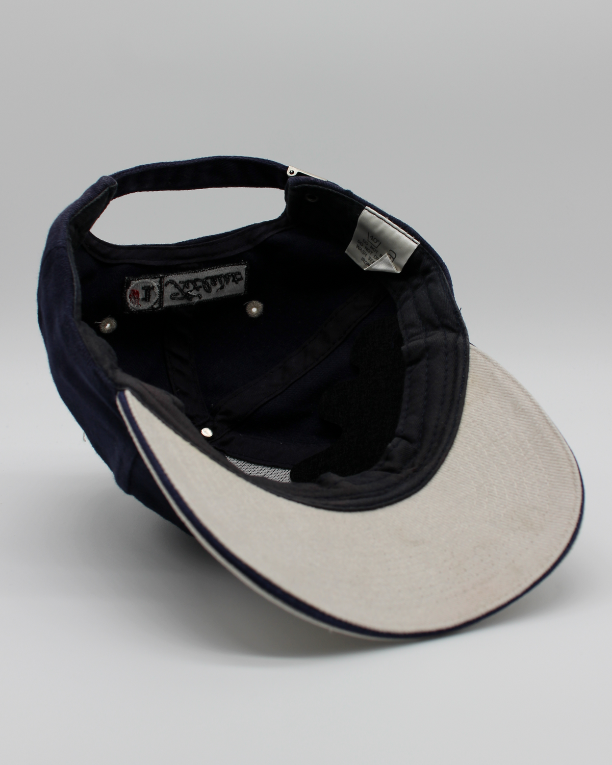 00s Titleist Navy & Cream Two Tone Cap (S)