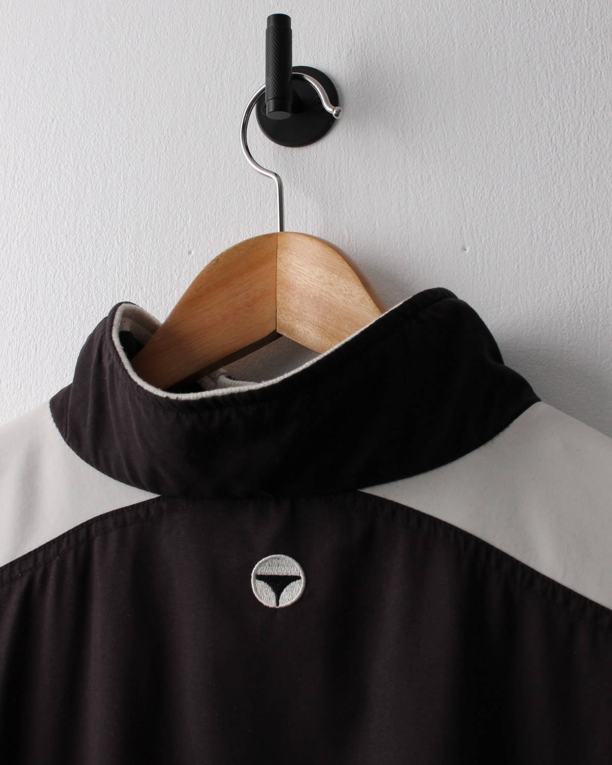 90s TaylorMade Black & White Quarter Zip Windbreaker (L)