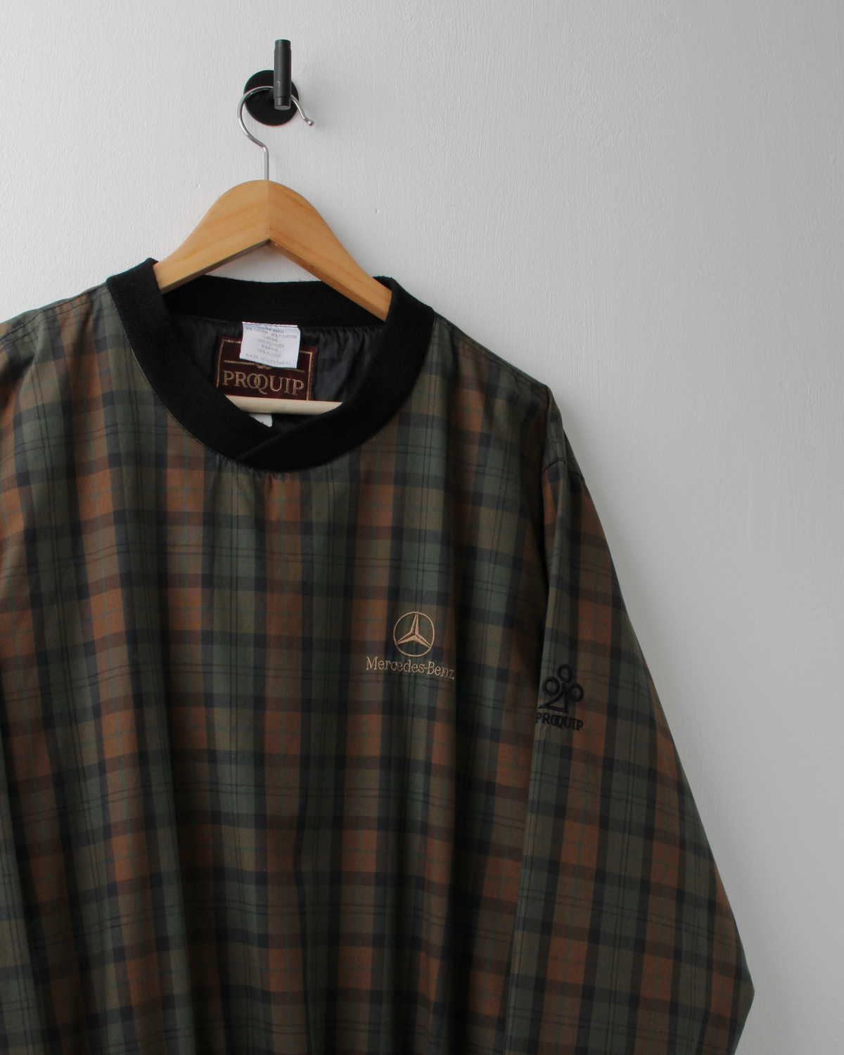 90s ProQuip Mercedes-Benz Plaid Tartan Windbreaker (M)