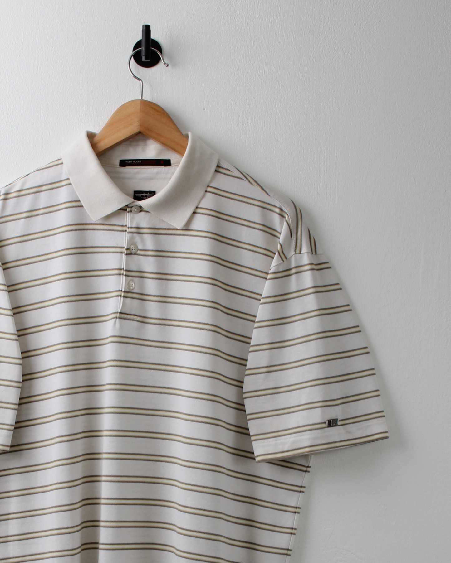 00s Nike Tiger Woods White & Yellow Striped Polo (L)