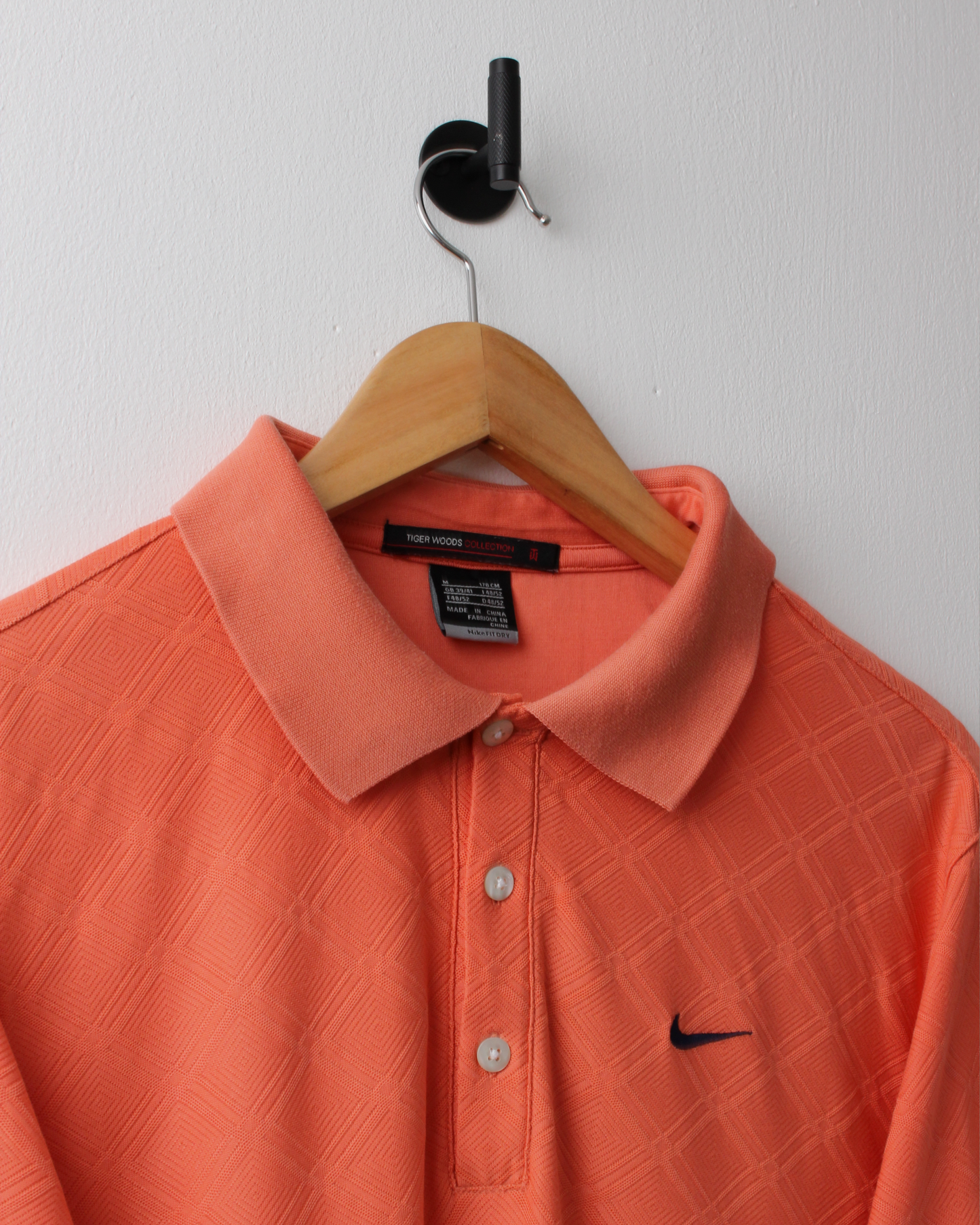 00s Nike Tiger Woods Peach Diamond Pattern Polo (S)