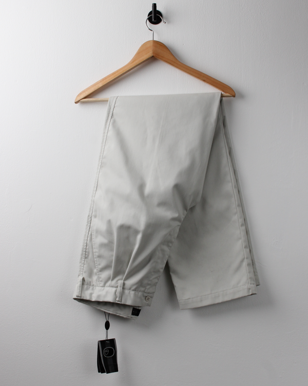 00s Nike Golf Cream Pleated Golf Trousers with Tags (32W 34L)