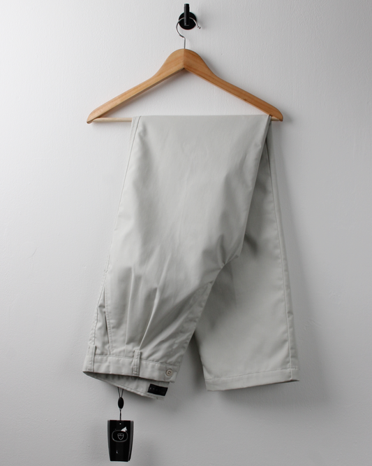 00s Nike Golf Cream Pleated Golf Trousers with Tags (32W 36L)