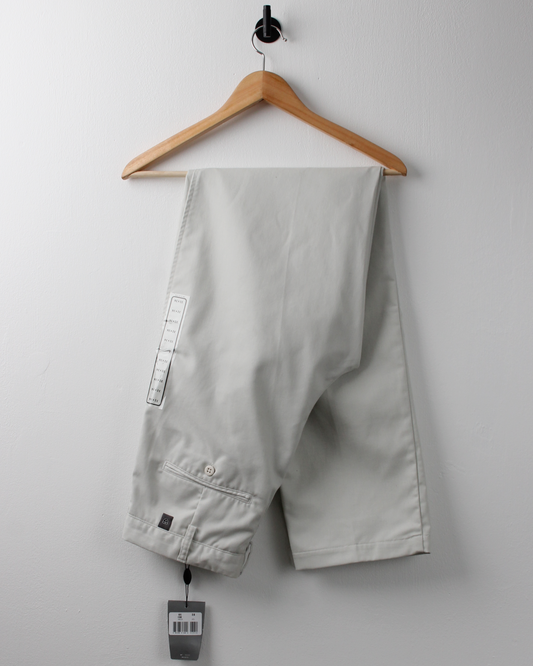 00s Nike Golf Cream Pleated Golf Trousers with Tags (32W 36L)