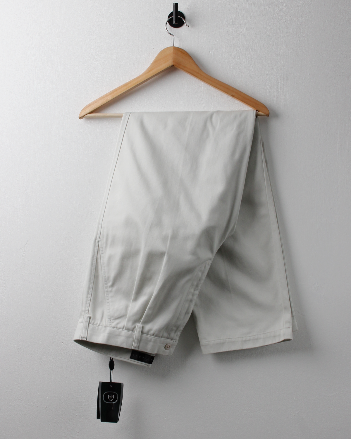 00s Nike Golf Cream Pleated Golf Trousers with Tags (32W 32L)