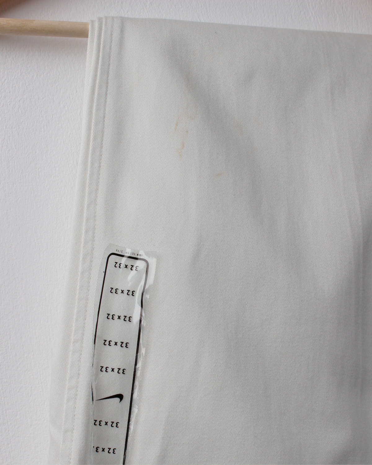 00s Nike Golf Cream Pleated Golf Trousers with Tags (32W 32L)