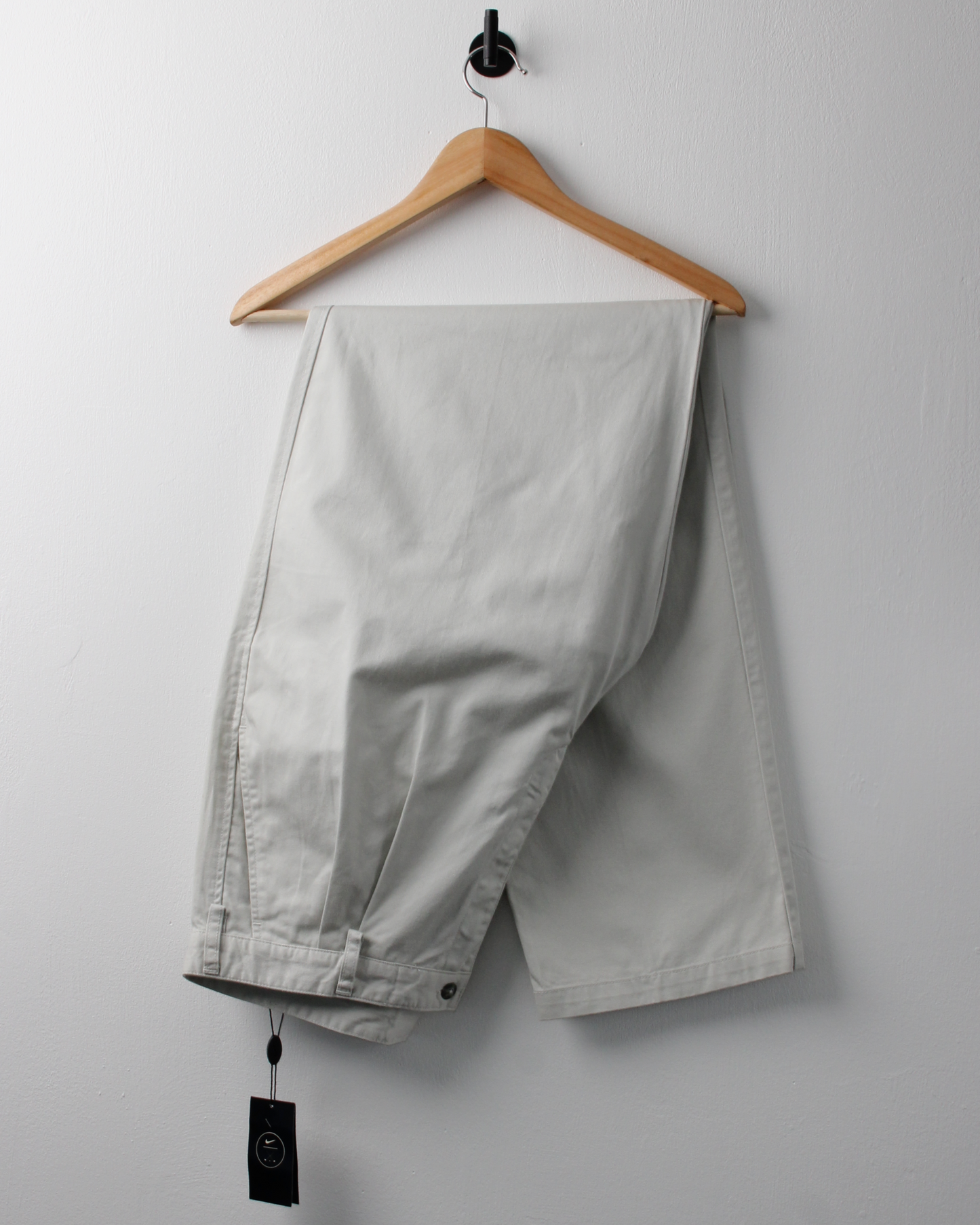 90s Nike Cream Pleated Golf Trousers (36W 36L)