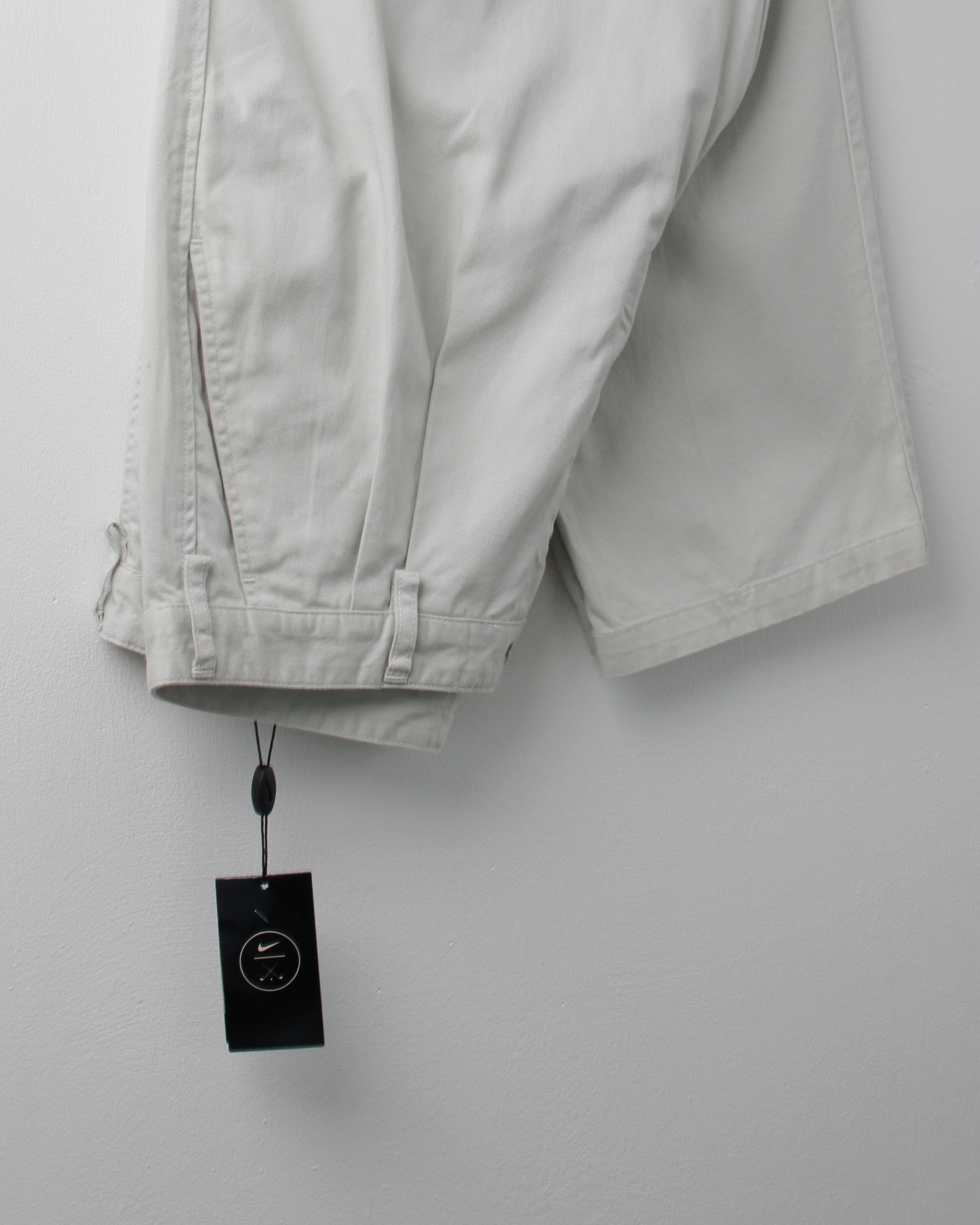 90s Nike Cream Pleated Golf Trousers (36W 36L)