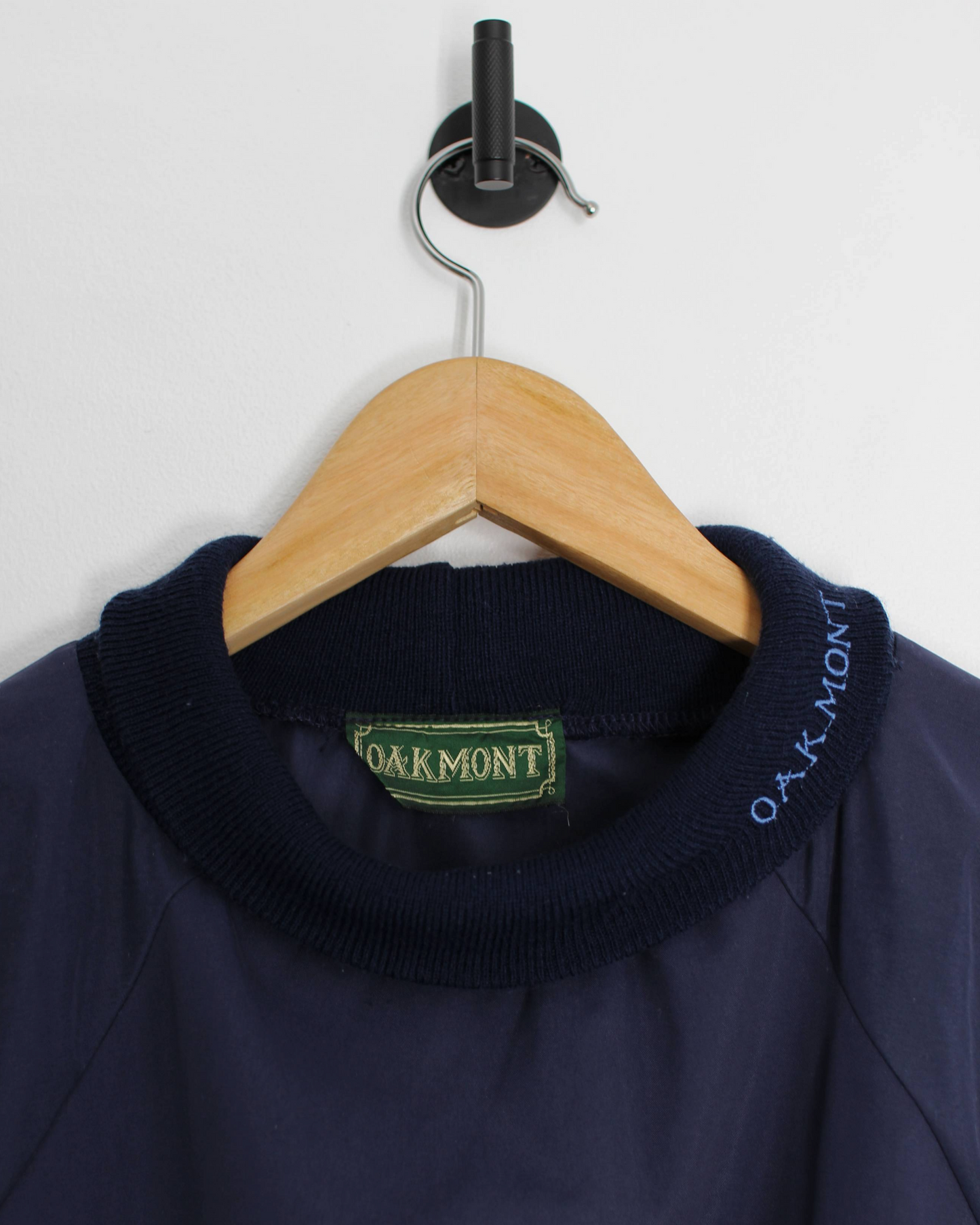 90s Oakmont Navy Turtle Neck Windbreaker (L)