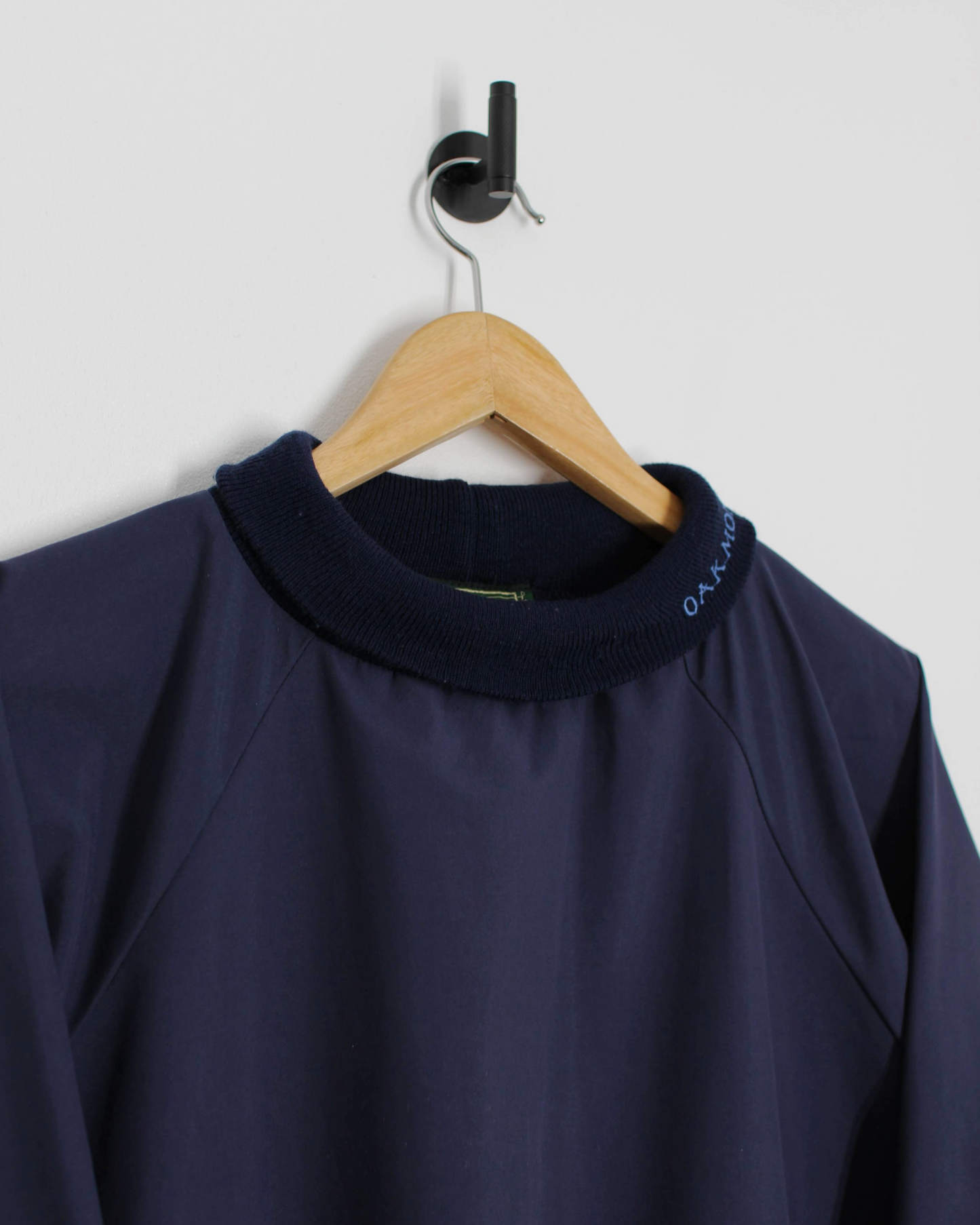 90s Oakmont Navy Turtle Neck Windbreaker (L)