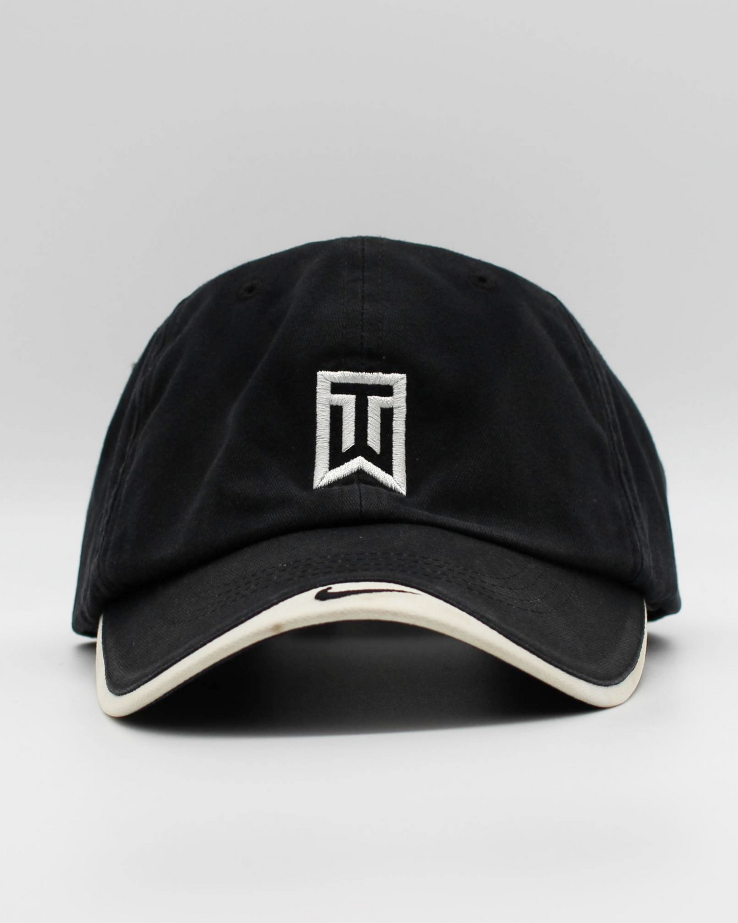 00s Nike Tiger Woods Black/White Cap