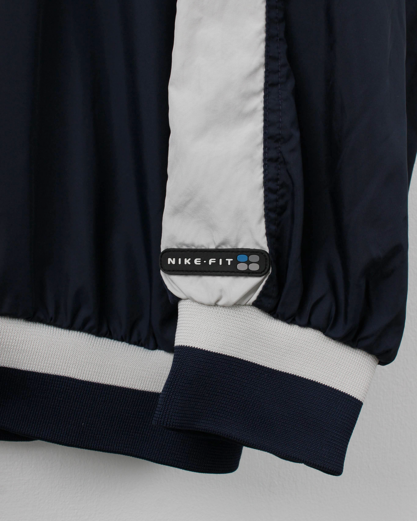 90s Nike Yin Yang Navy & White Lightweight Windbreaker (L)
